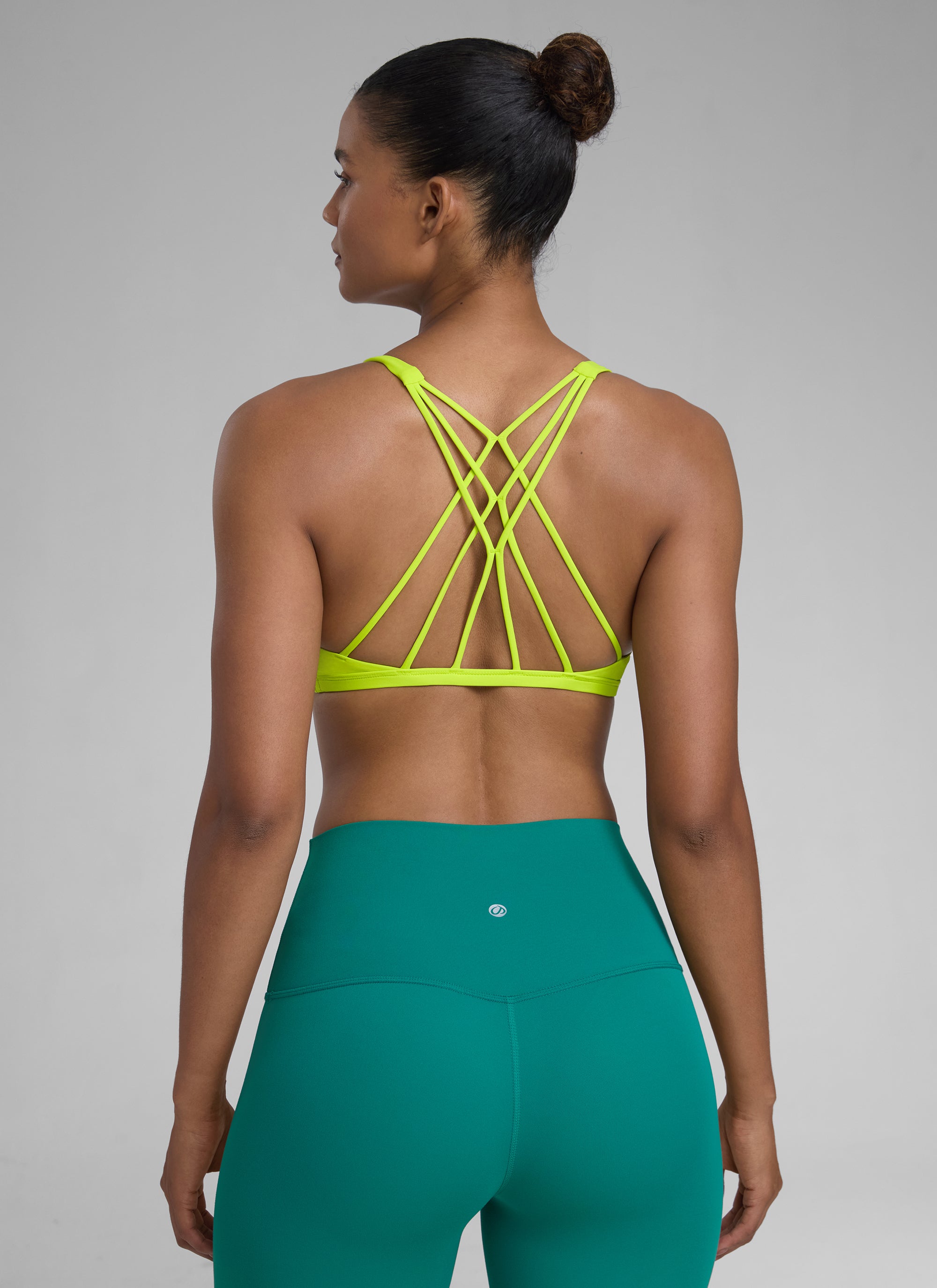 Nakedfeel Low Cut Strappy Bra (6 Straps)