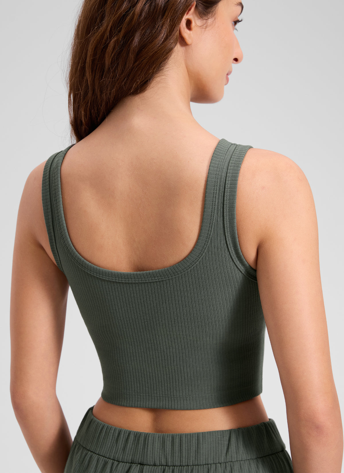 CRZ YOGA Women Longline U Neck Medium Impact Ribbed Sports Bras Grey Sage @model_info:Inga