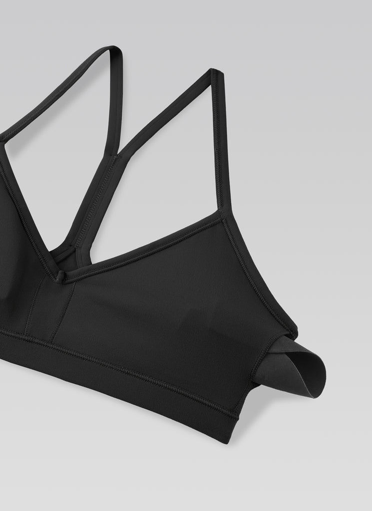 CRZ YOGA Butterluxe Womens Ruched V Neck Yoga Padded Sports Bra Black