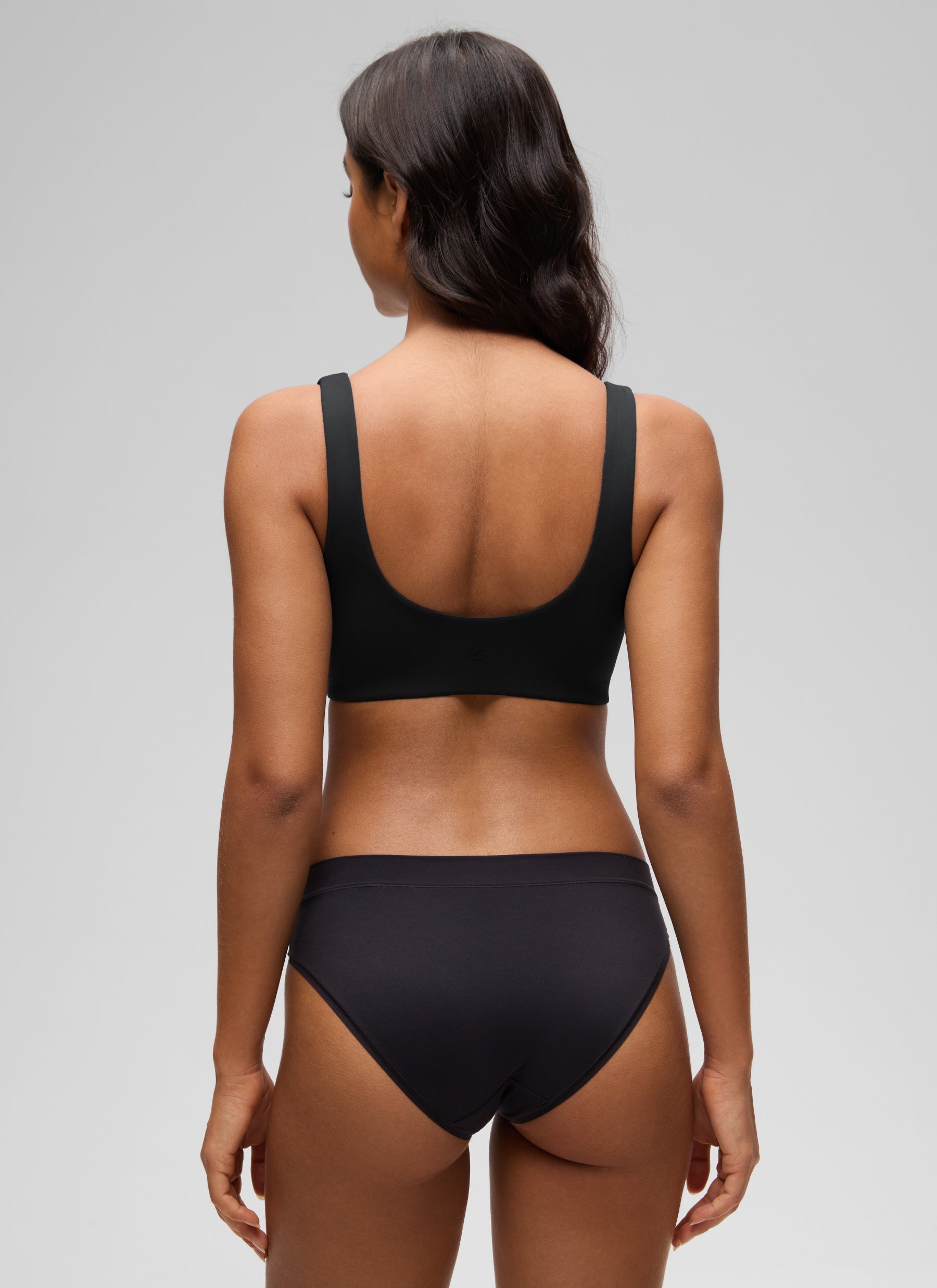 CRZ YOGA Women's Softhold Wireless Double Lined U Back Everyday Bra Black