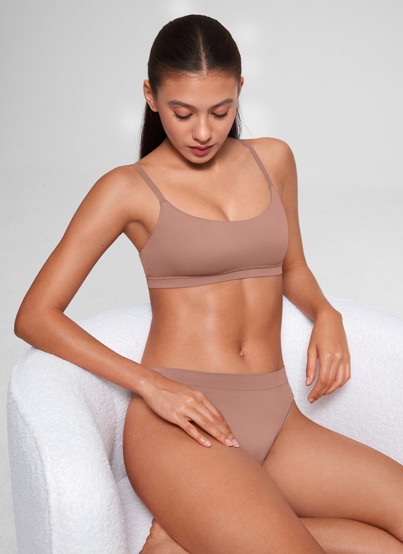 Softhold Double Lined Scoop Neck Bralettes Adjustable