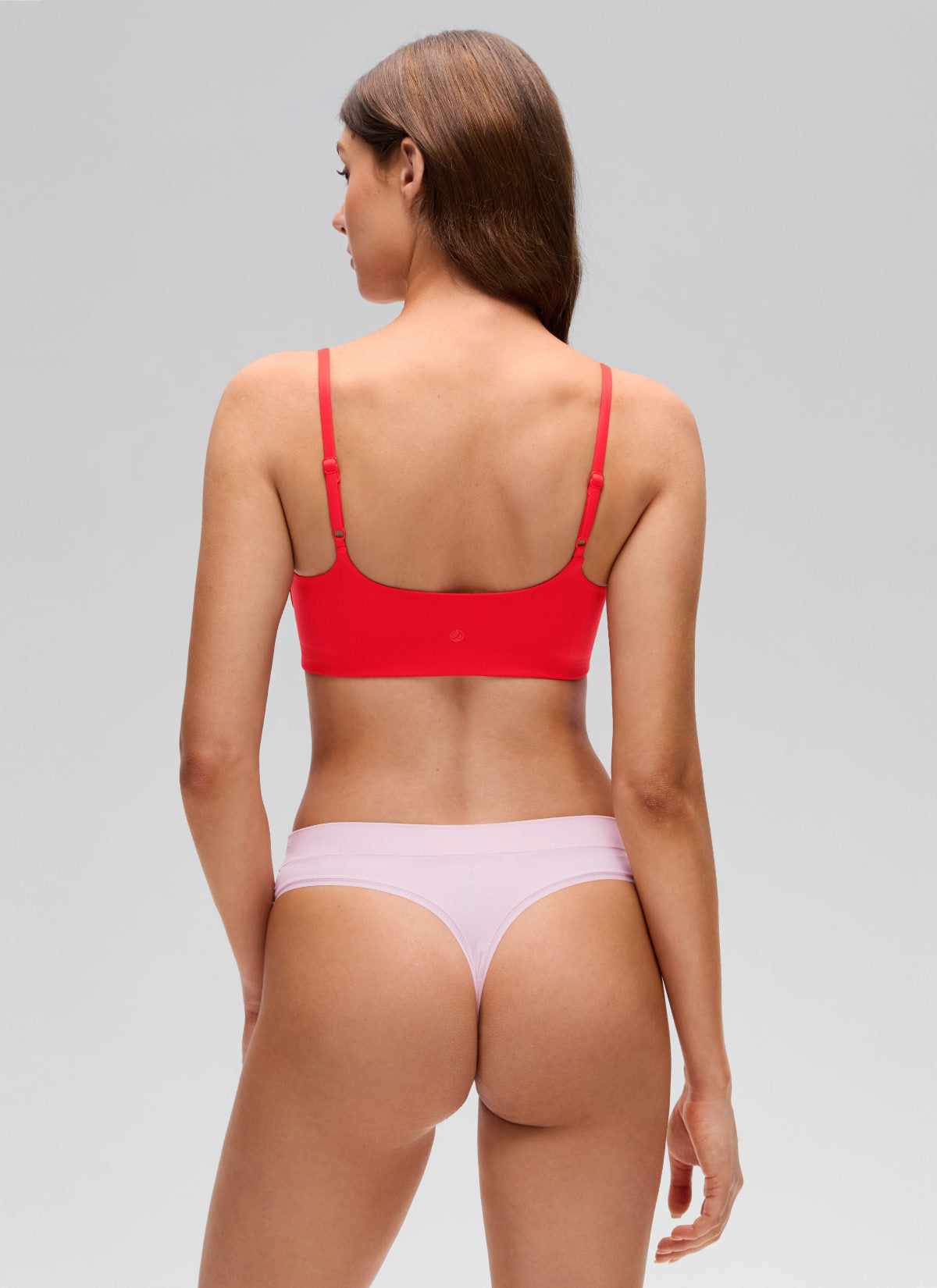 CRZ YOGA Women's Softhold Casual V Neck Mold Spaghetti Strap Bralette Deep Red