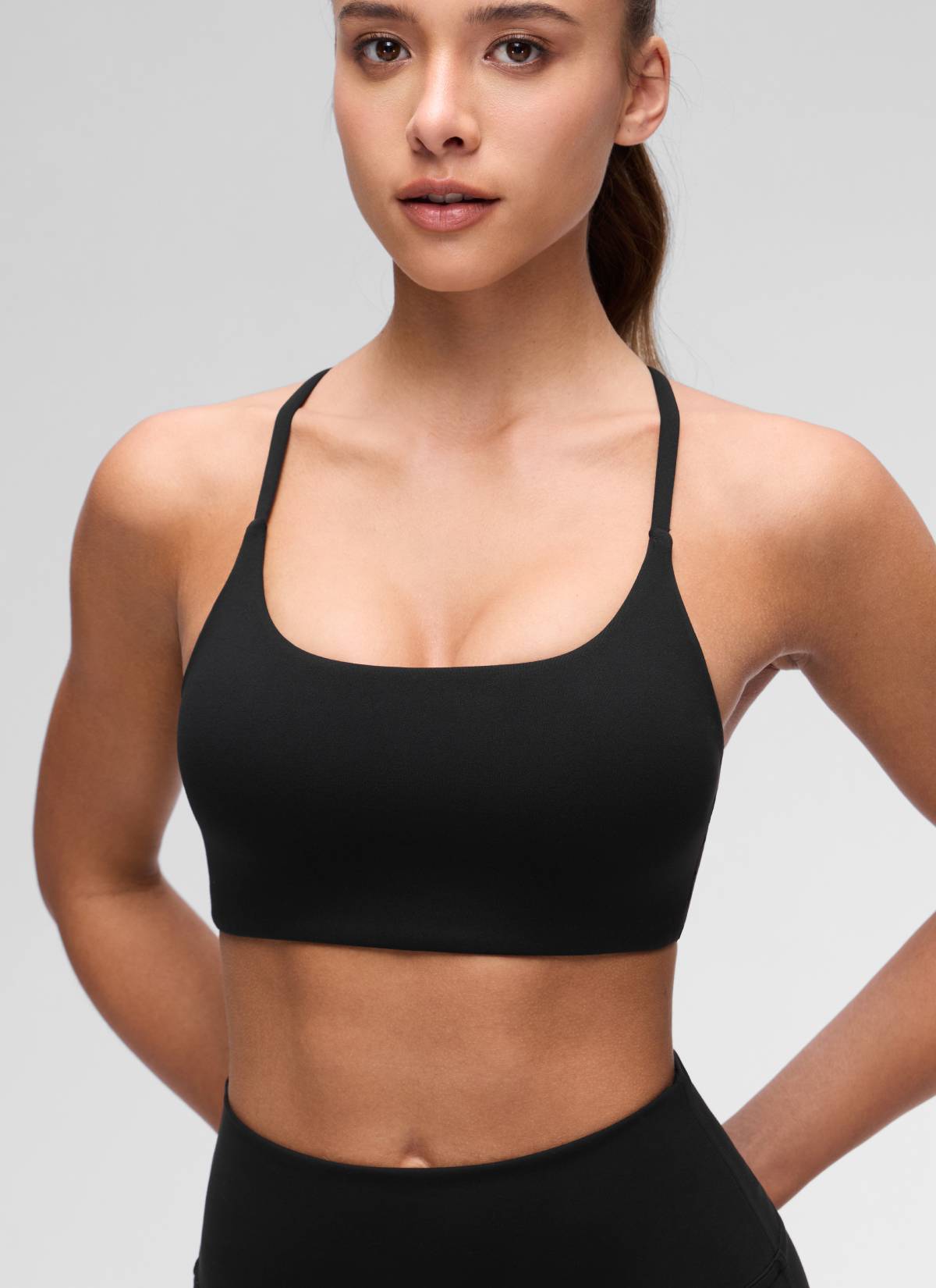 CRZ YOGA Women's Butterluxe Yoga Scoop Neck Twist Cross Back Sport Bra Black