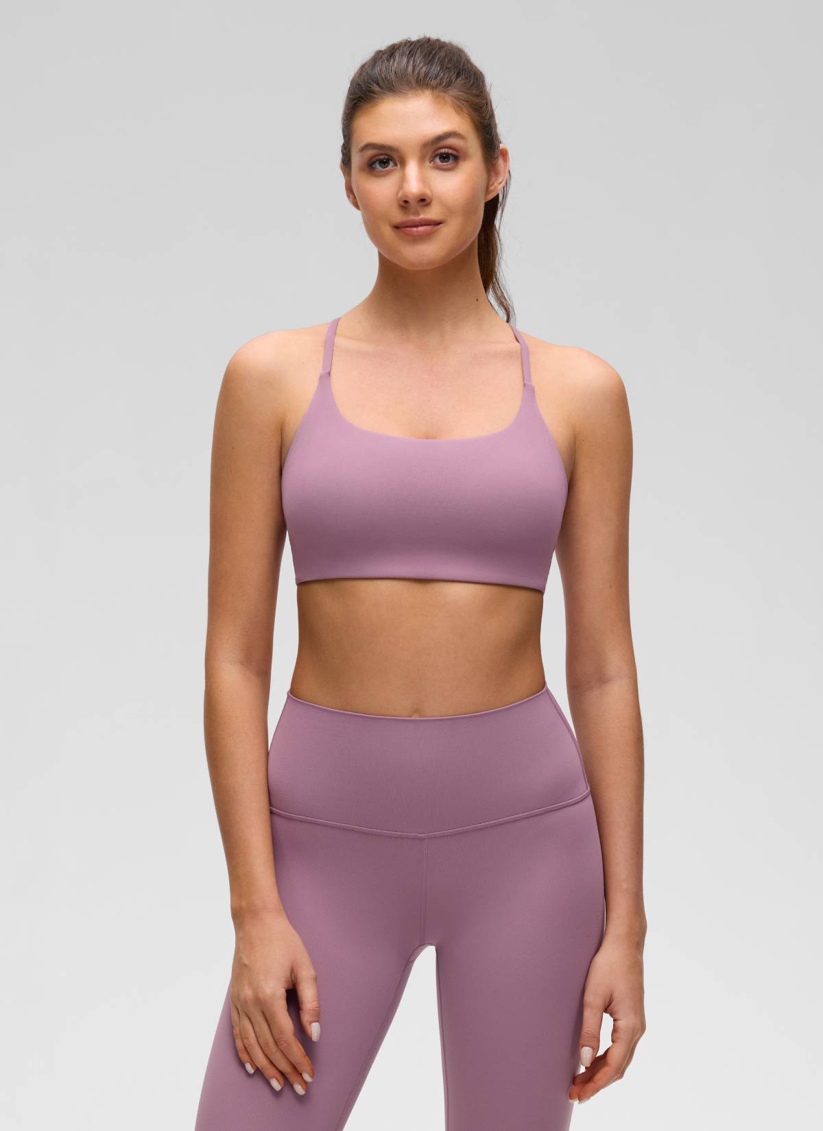 CRZ YOGA Women's Butterluxe Yoga Scoop Neck Twist Cross Back Sport Bra Light Lavender