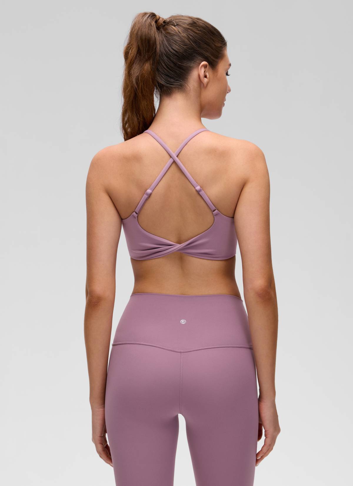 CRZ YOGA Women's Butterluxe Yoga Scoop Neck Twist Cross Back Sport Bra Light Lavender