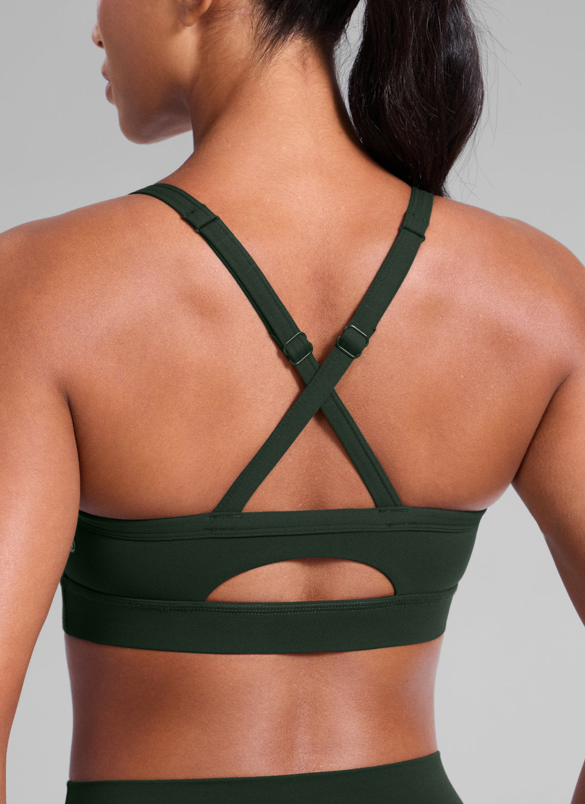 CRZ YOGA Women's Butterlift Yoga U Neck Cross Back Keyhole Sports Bra Legend Green
