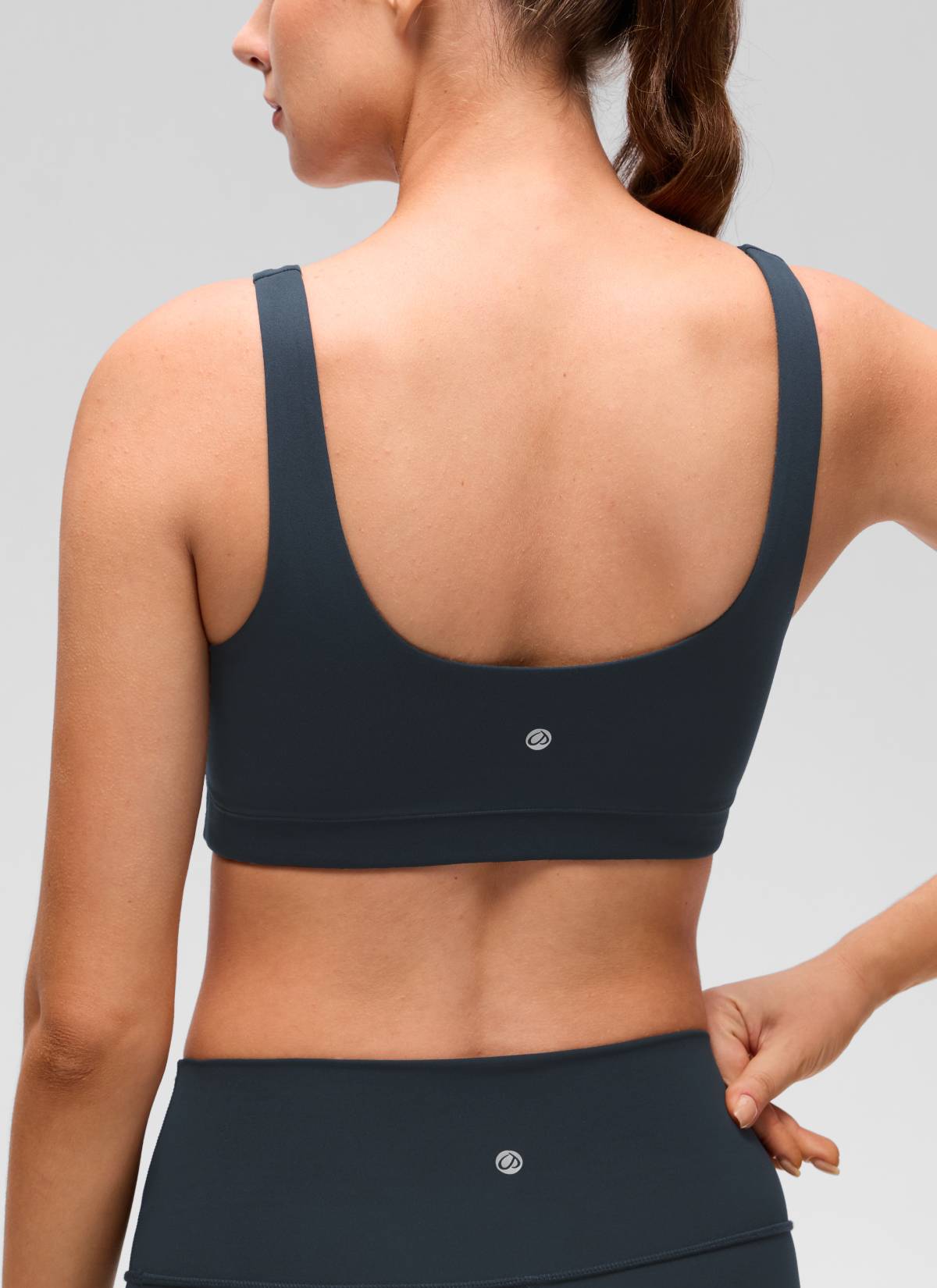 CRZ YOGA Women's Butterluxe Yoga U Back Sports Bra Light Support True Navy @model_info:Gelya