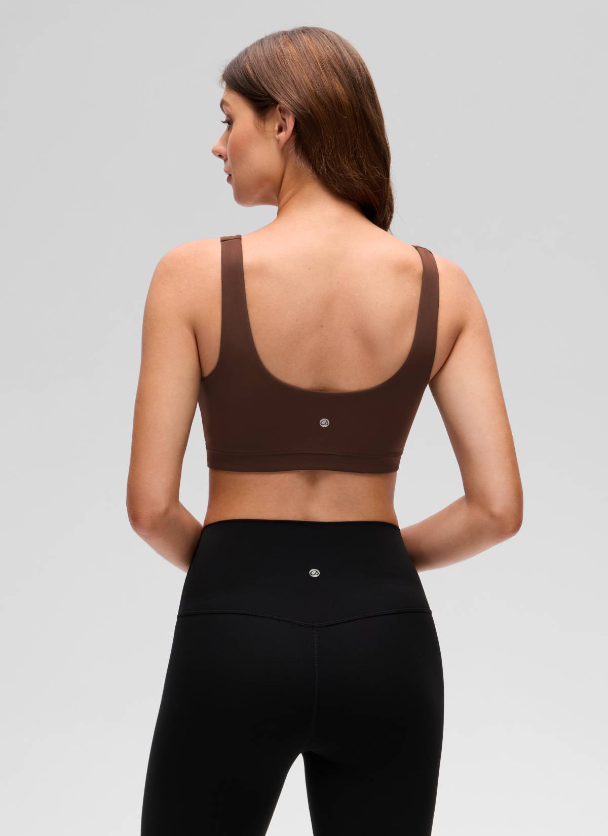 CRZ YOGA Women's Butterluxe Yoga U Back Sports Bra Light Support Lava Brown @model_info:Gelya