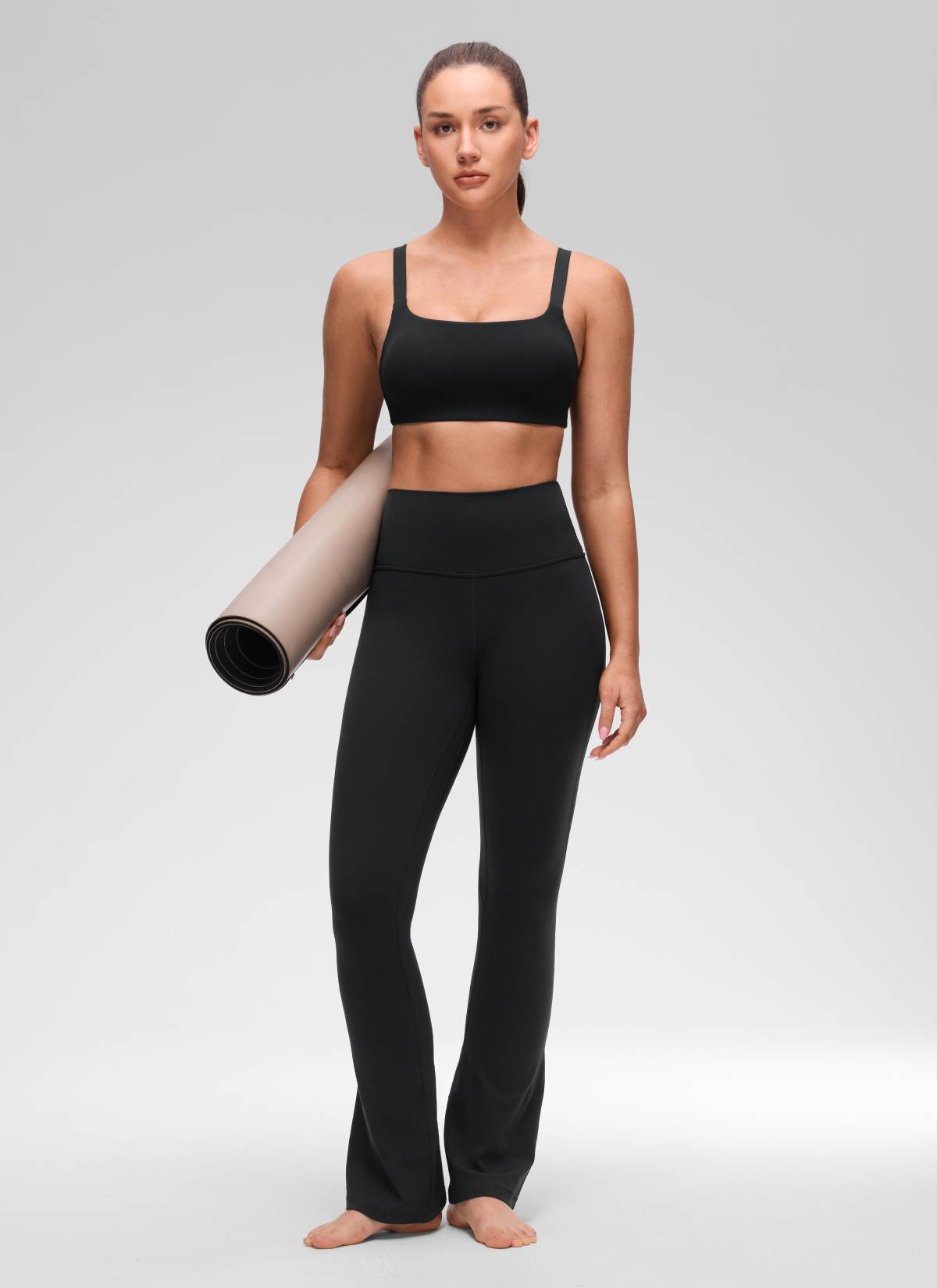 CRZ YOGA Women's Butterluxe Yoga U Neck Square Back Sports Bra Black @model_info:Brooklym