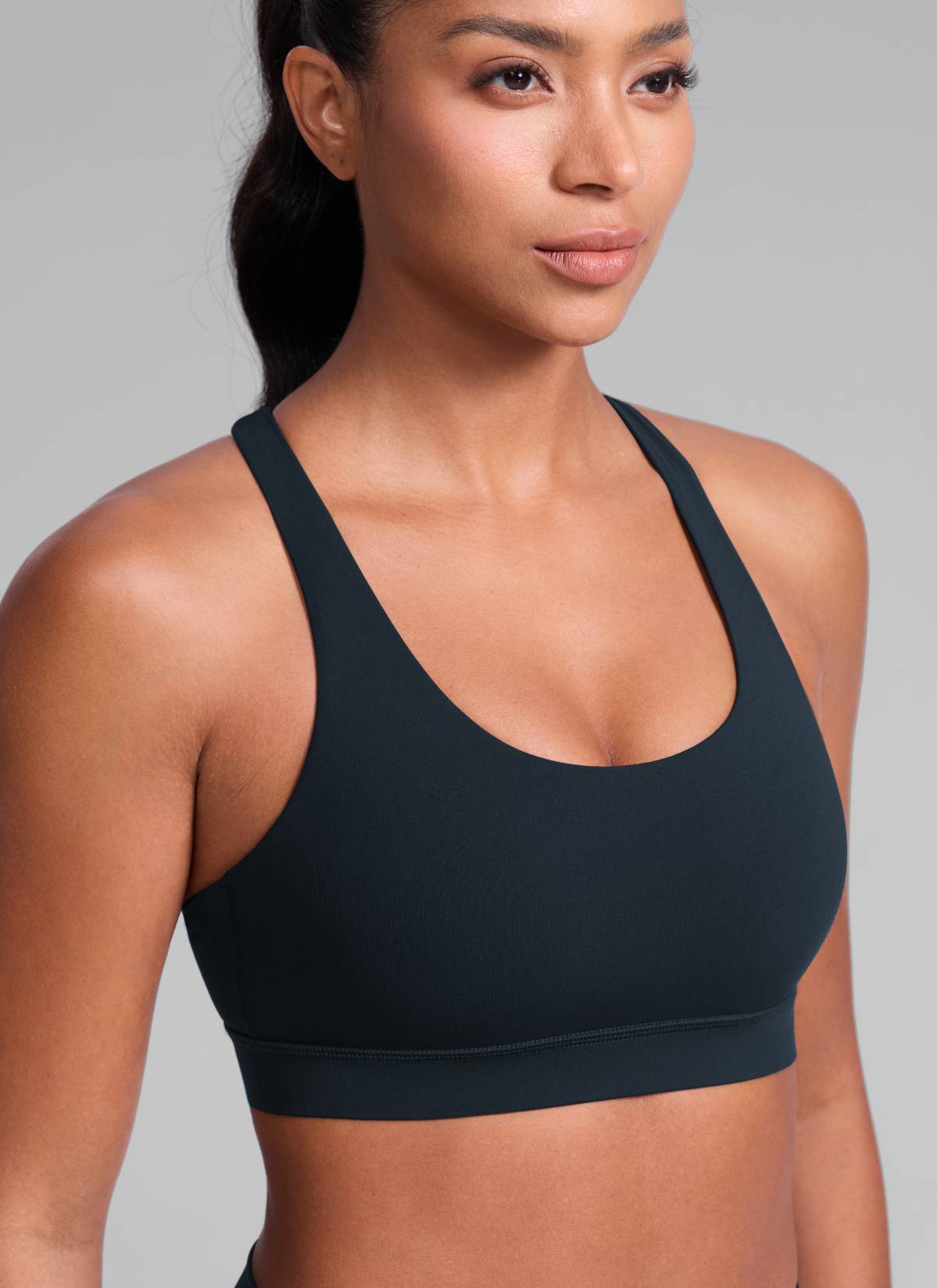 CRZ YOGA Women's Nakedfeel Training U Neck Criss Cross Back Sports Bra True Navy