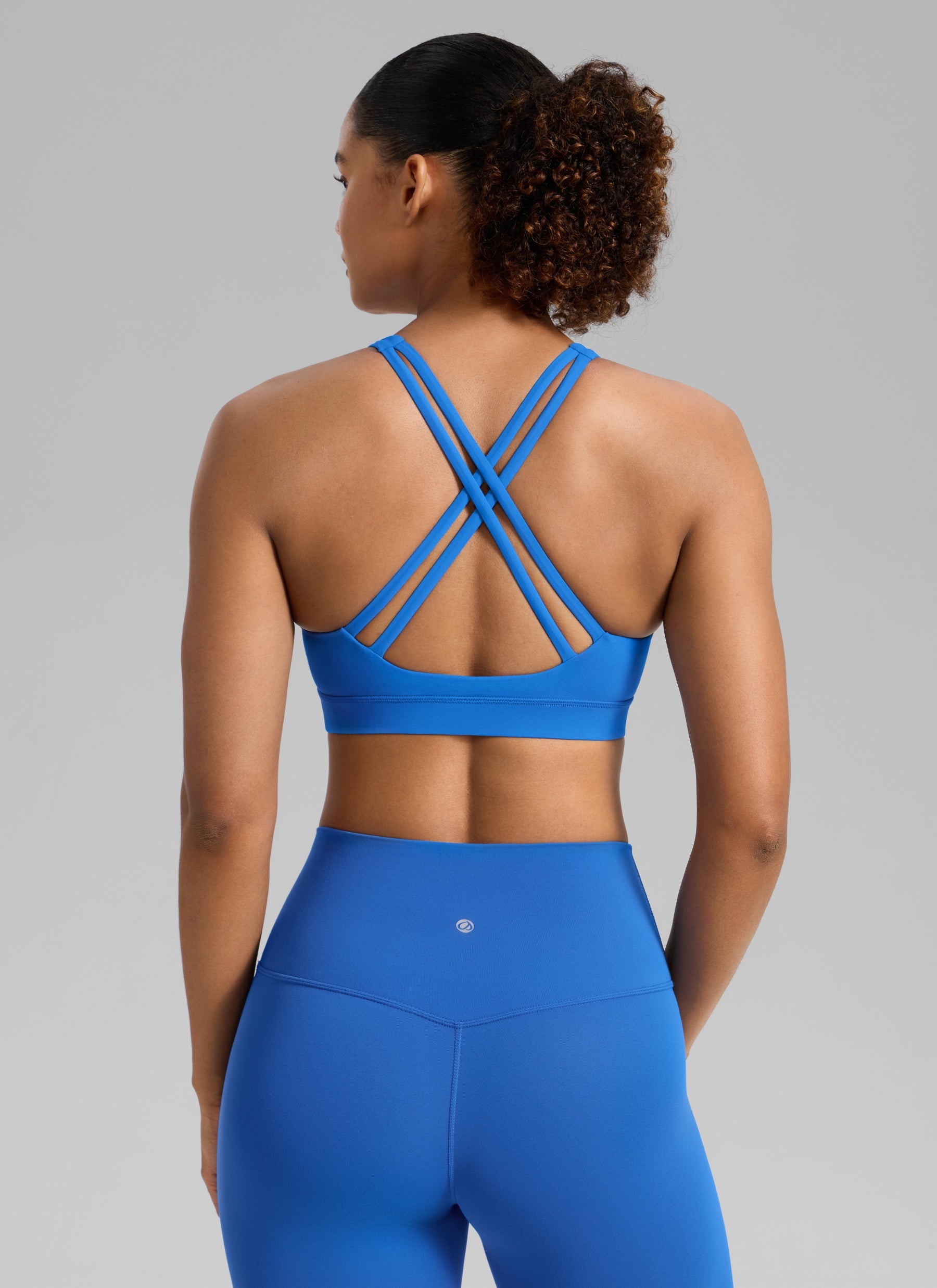 CRZ YOGA Women's Nakedfeel Training U Neck Criss Cross Back Sports Bra Sparkle Blue @model_info:Barbara