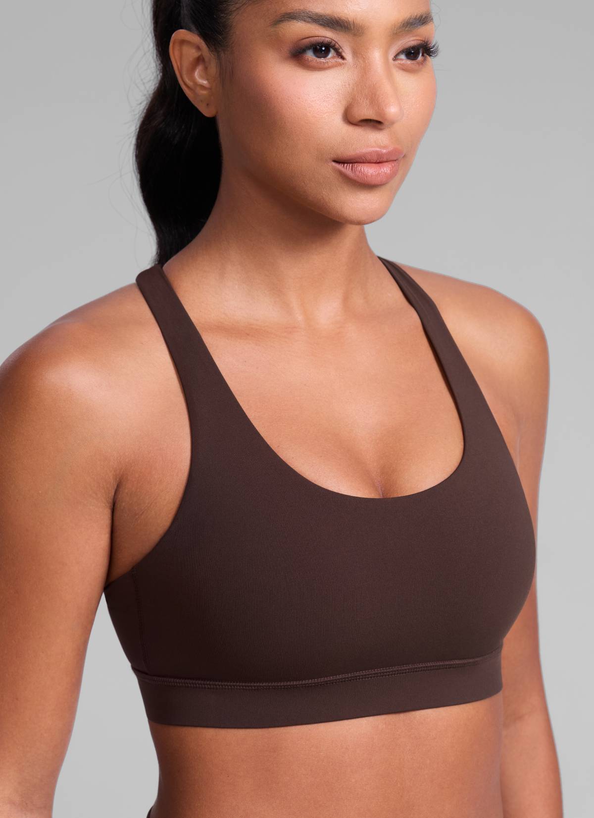CRZ YOGA Women's Nakedfeel Training U Neck Criss Cross Back Sports Bra Hot Fudge Brown