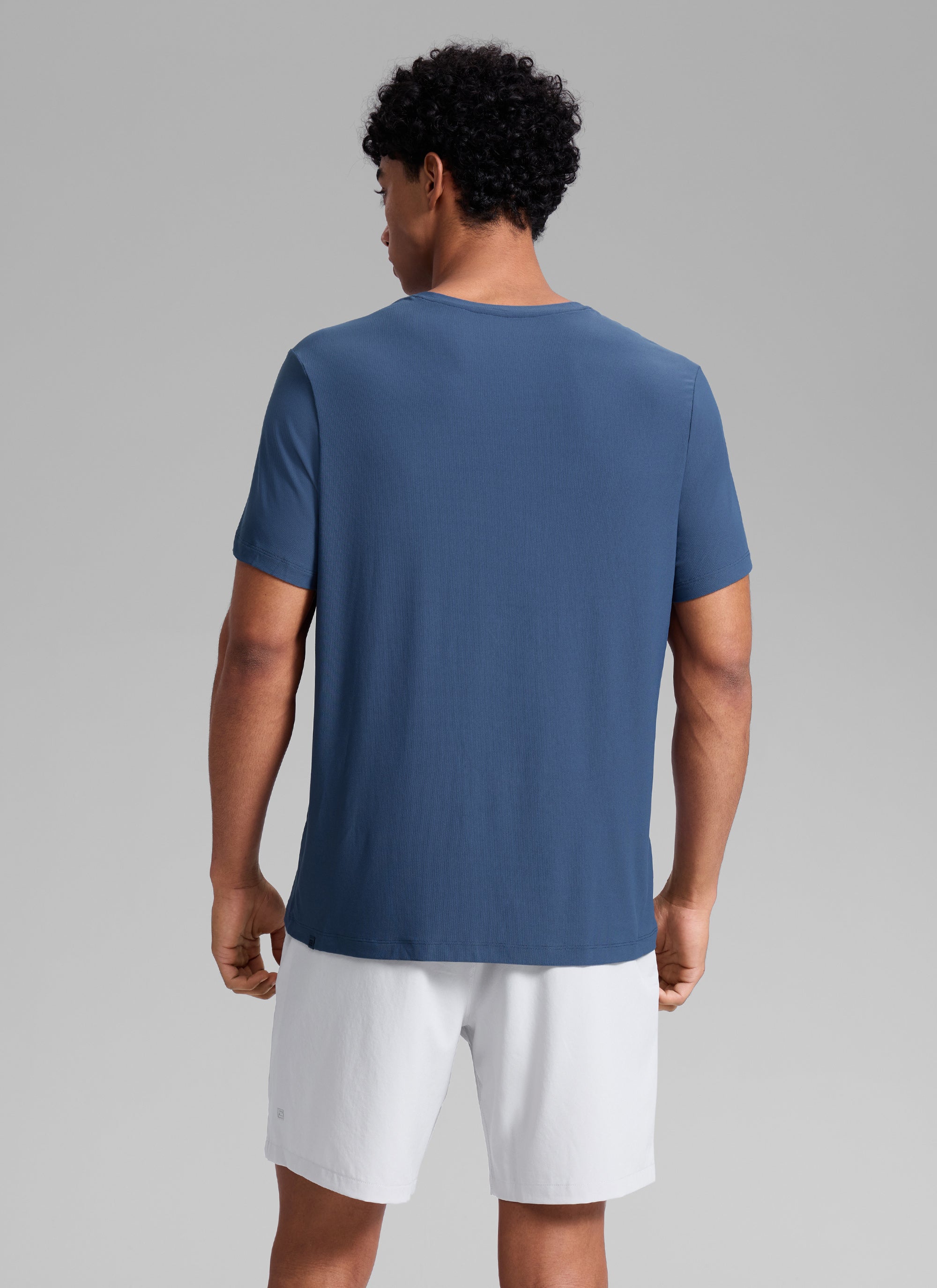 CRZ YOGA Men's Workout Lightweight Athletic Casual Short Sleeve Shirt Electric Blue