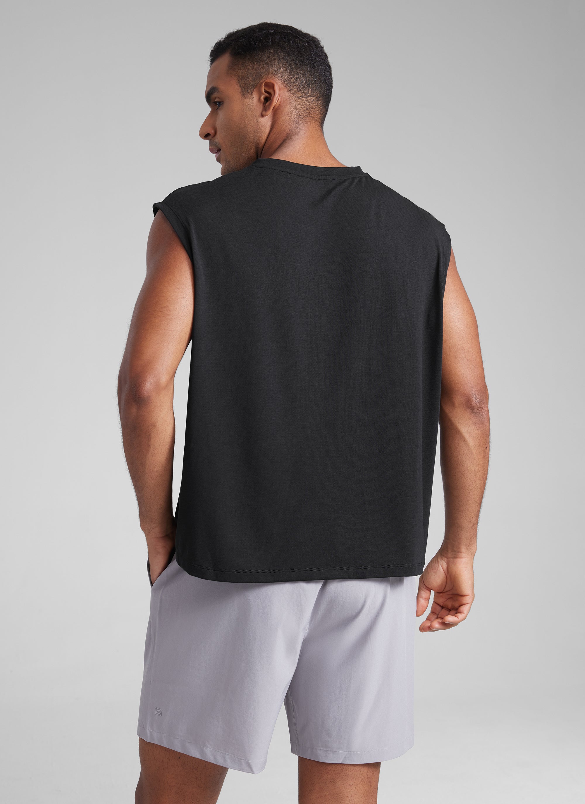 CRZ YOGA Men's Mesh Quick Dry Workout Relaxed Fit Tank Tops
