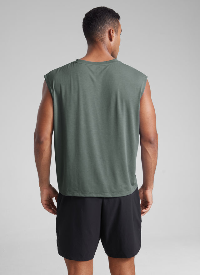 CRZ YOGA Men's Mesh Quick Dry Workout Relaxed Fit Tank Tops Sleeveless Slate Blue