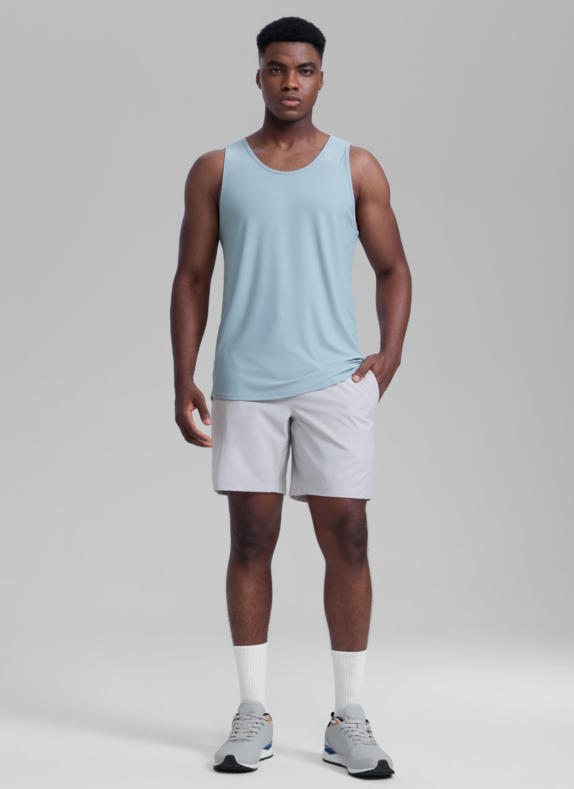CRZ YOGA Men's Train Classic Fit Quick Dry Sleeveless Tank Light grayish blue