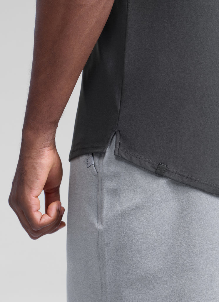 CRZ YOGA Men's Train Classic Fit Quick Dry Sleeveless Tank Mysterious Grey