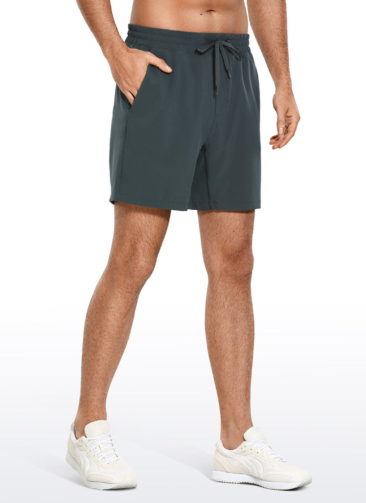 CRZ YOGA Men's Train Run Classic Fit Feathery-Fit Lined Shorts 7'' Melanite