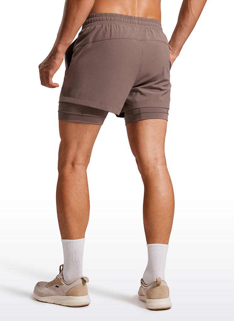 CRZ YOGA Men's Train Feathery-Fit 2 in 1 Shorts 3.5'' with pockets Brown Rock