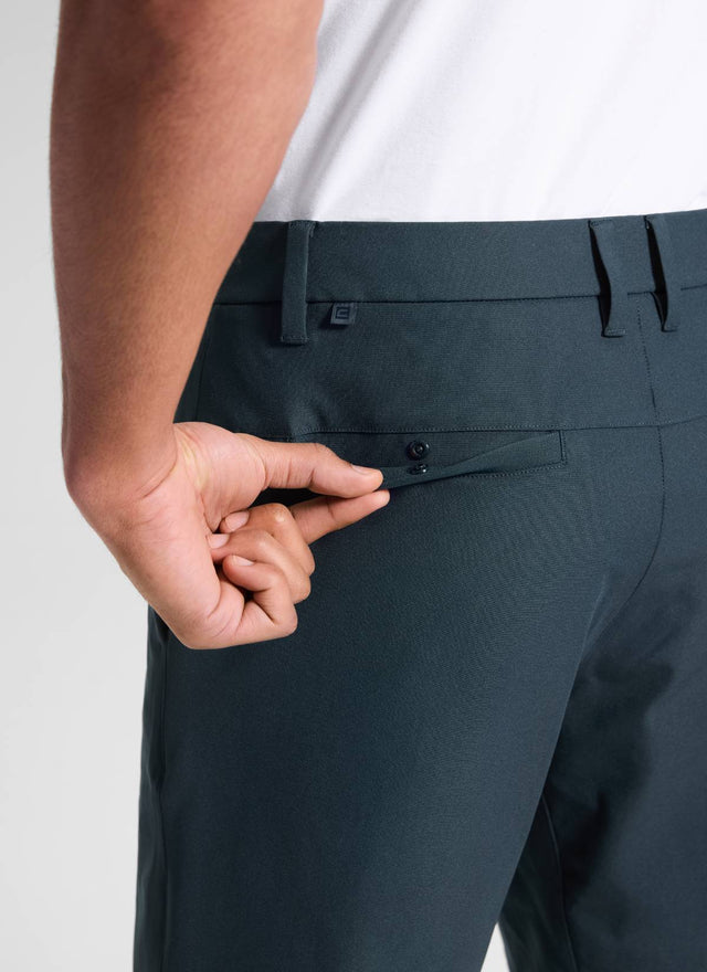 CRZ YOGA Men's Work Classic Fit All-Day Comfort Golf Shorts Pocket 9'' True Navy