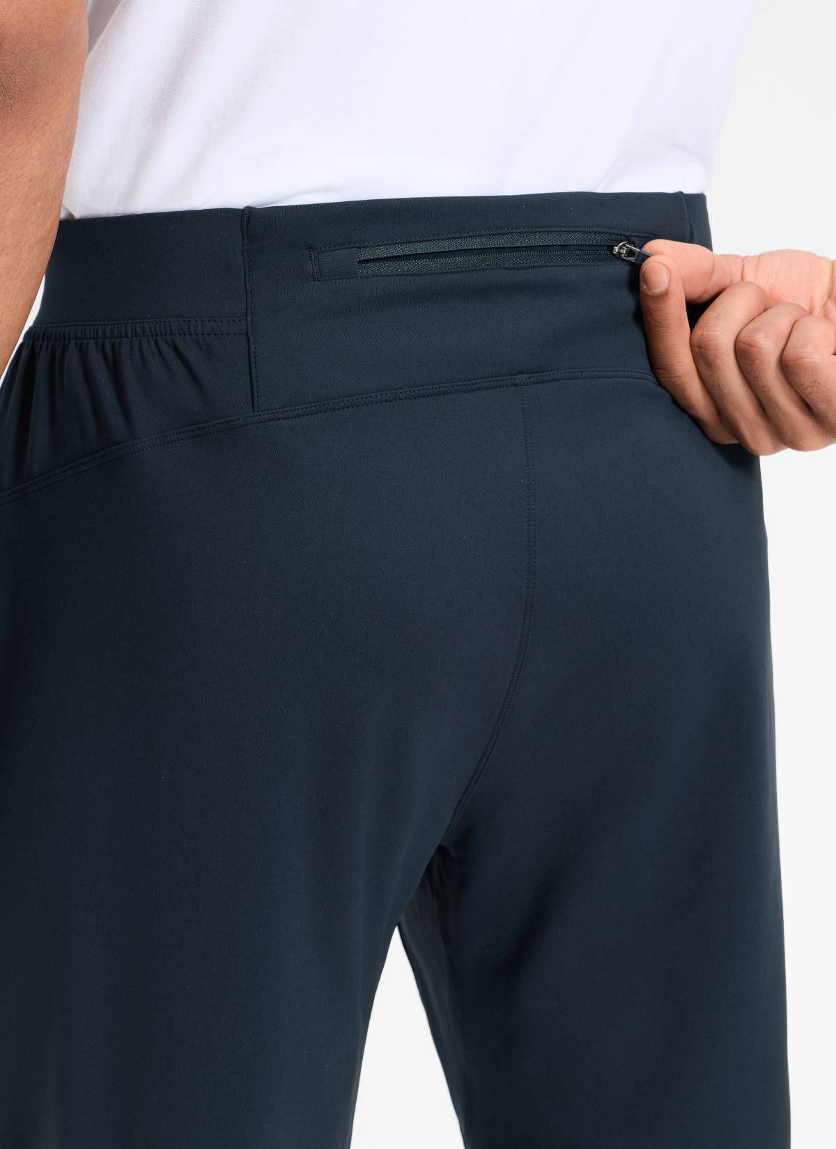 CRZ YOGA Men's Train Relaxed Fit On the Travel Pants 30'' – CRZ