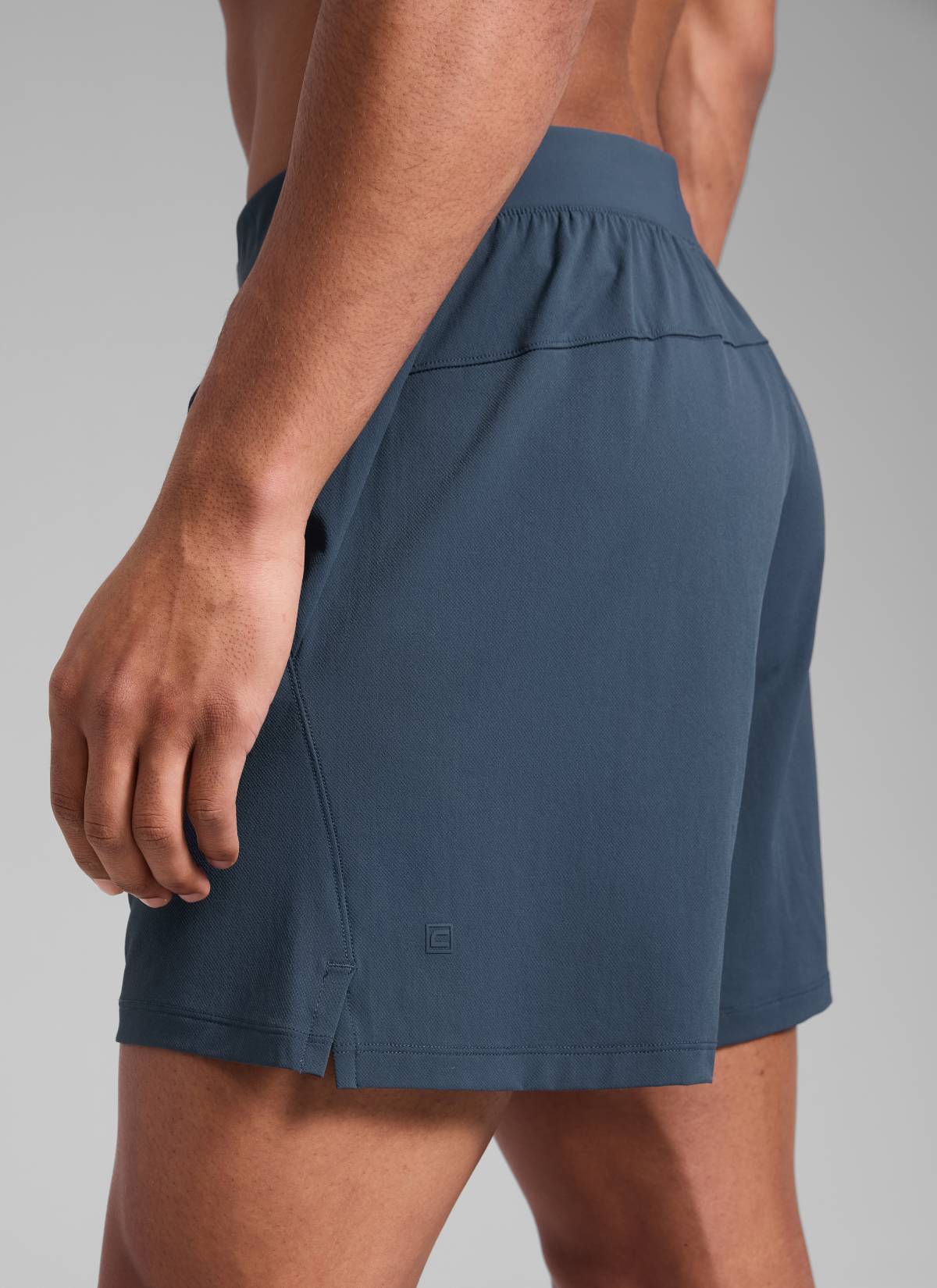 CRZ YOGA Men's Quick Dry Lightweight Gym Shorts with Zipper Pocket