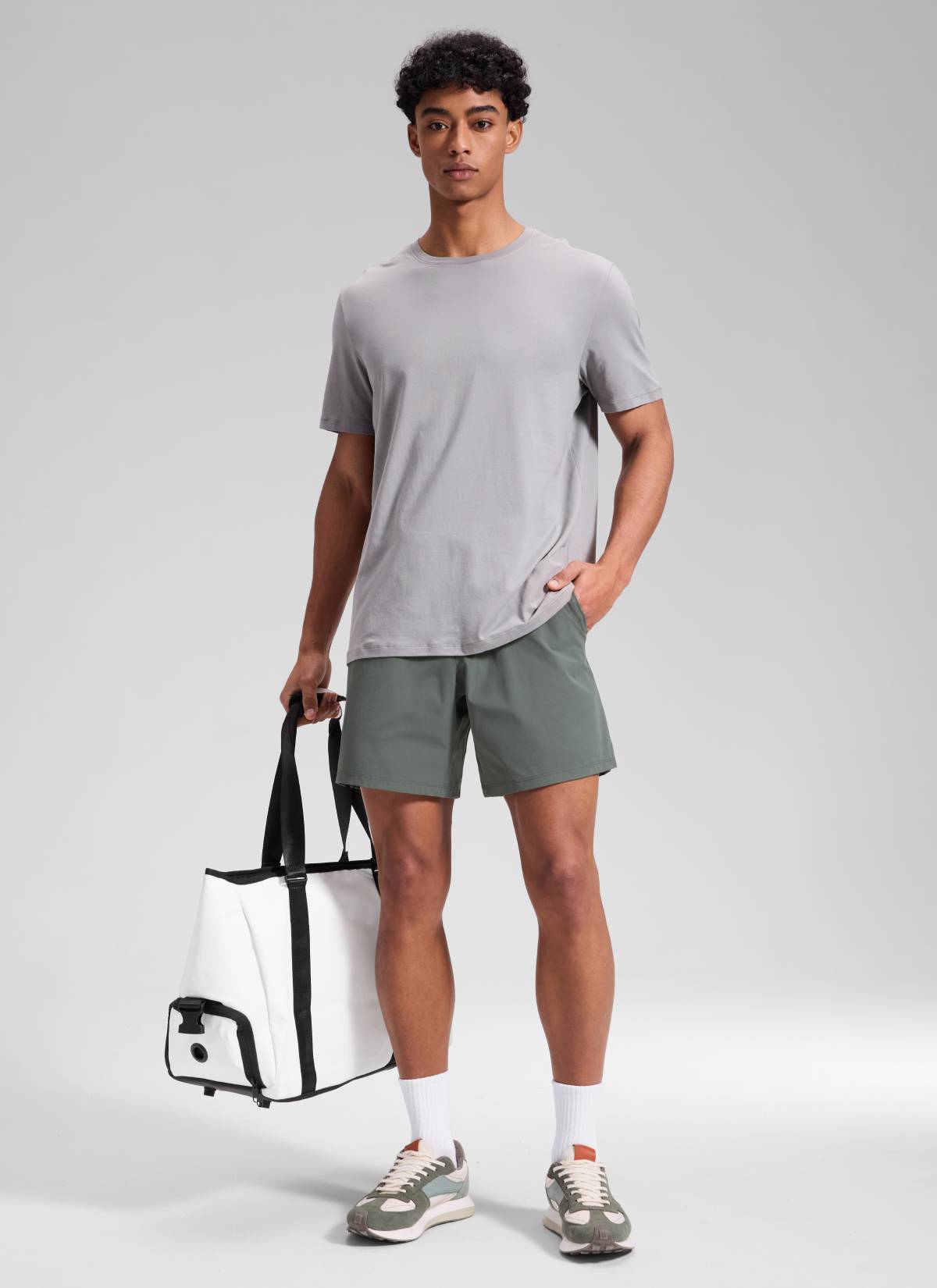 CRZ YOGA Men's Workout Classic FIt Quick Dry Pocket Shorts  7