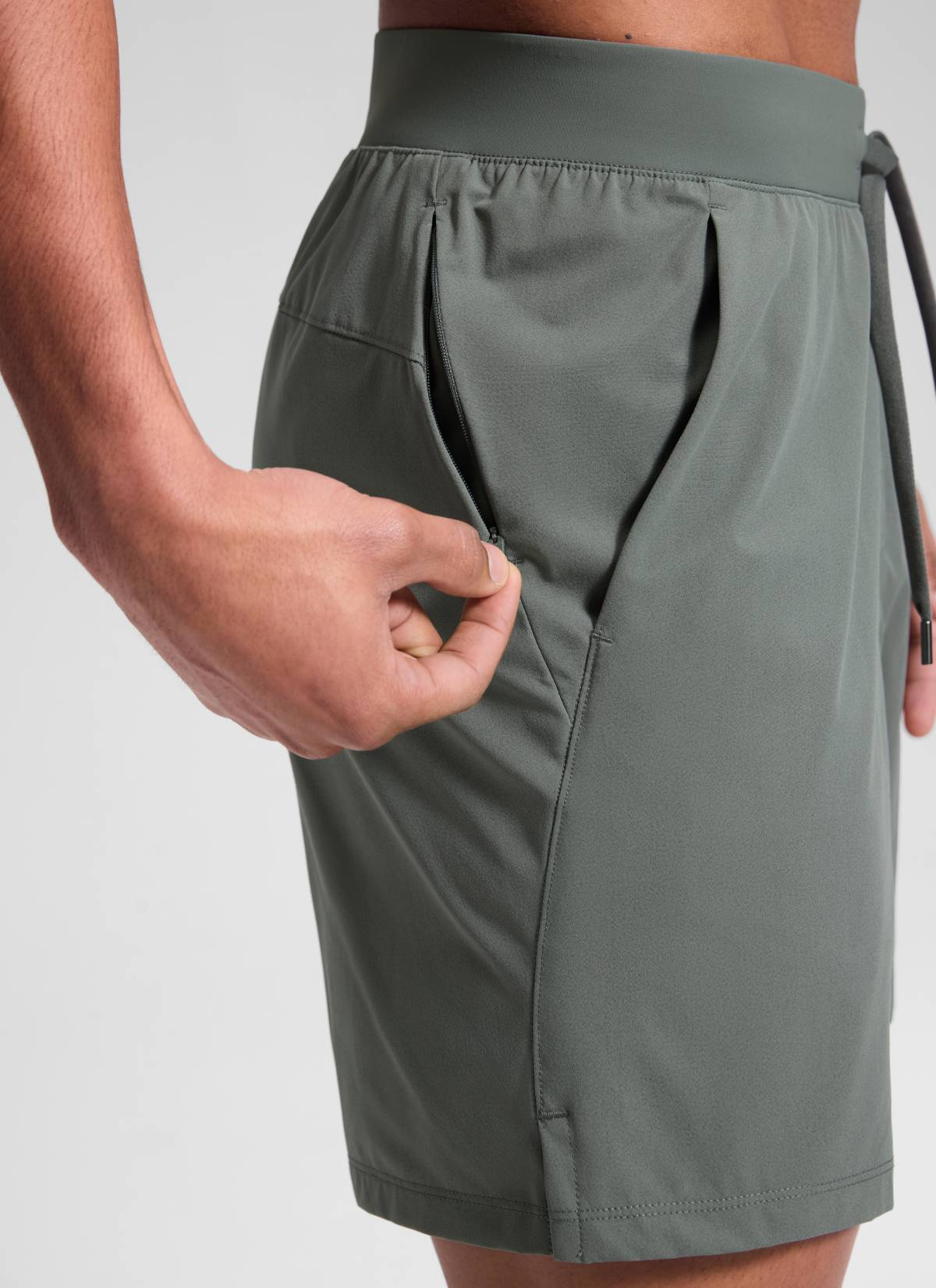 CRZ YOGA Men's Workout Classic FIt Quick Dry Pocket Shorts  7