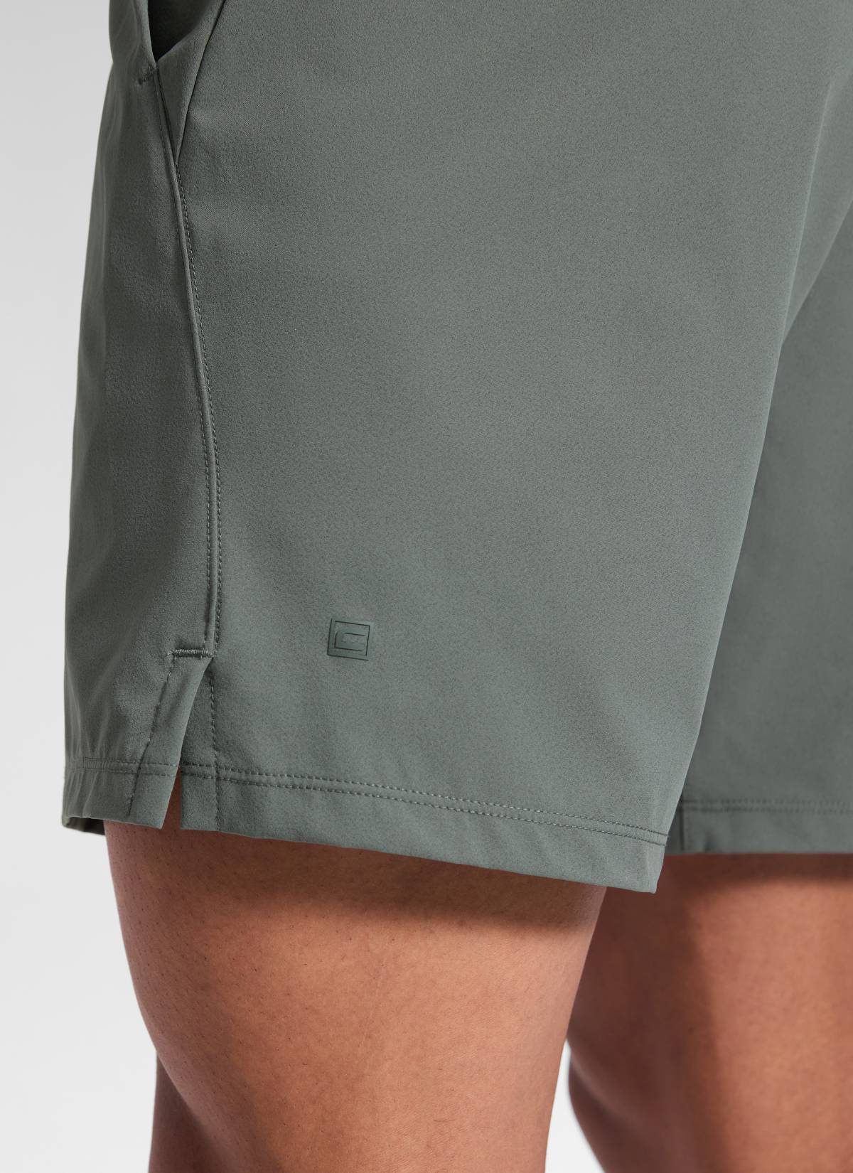 CRZ YOGA Men's Workout Classic FIt Quick Dry Pocket Shorts  7