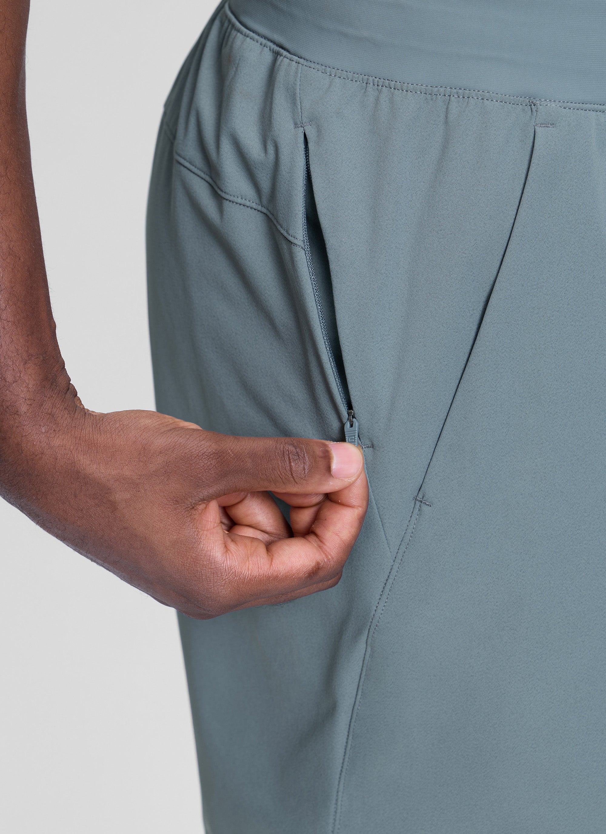 CRZ YOGA Men's Workout Classic FIt Quick Dry Pocket Shorts  7