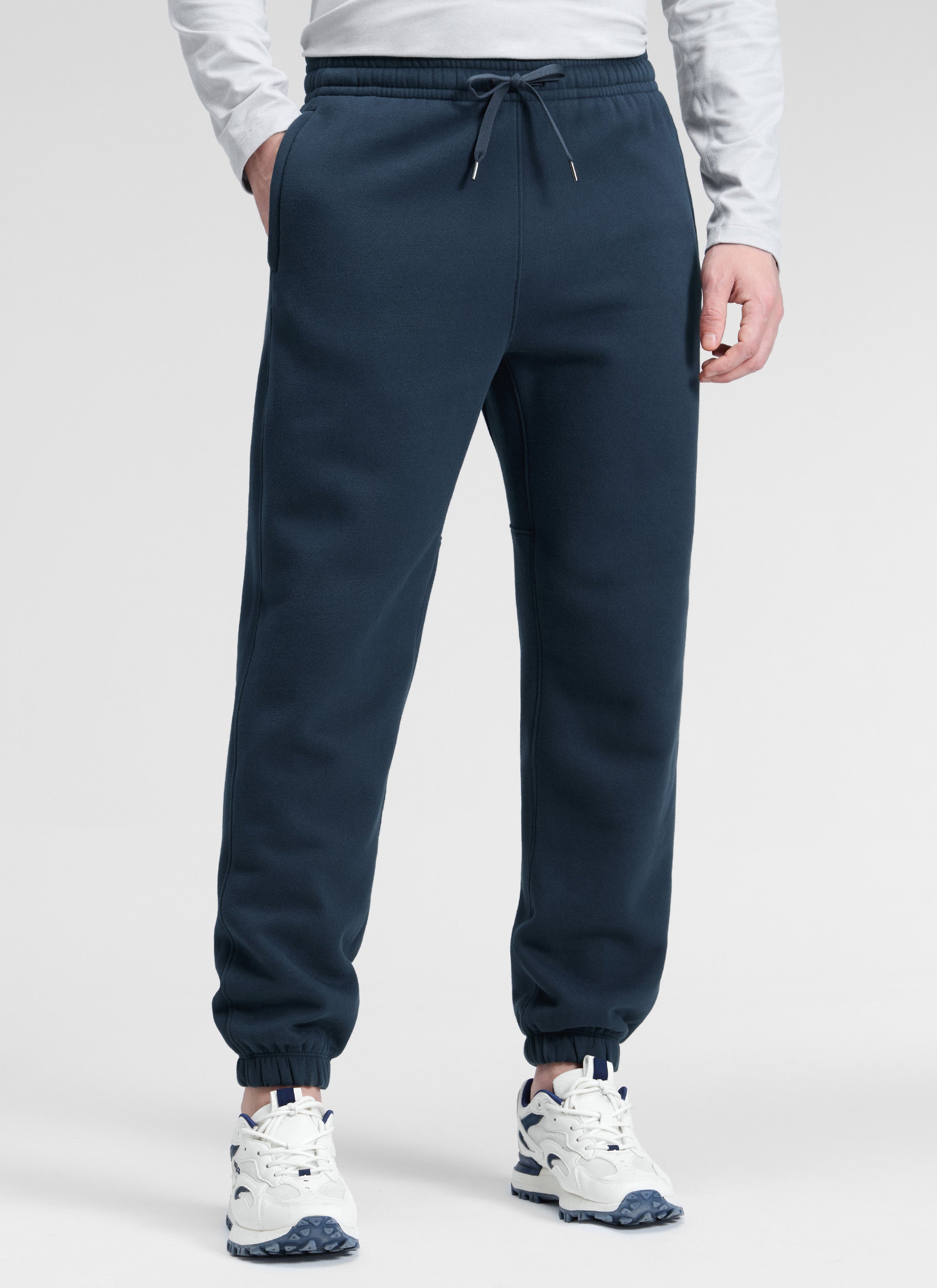 CRZ YOGA Mens Classic Fit Zipper Pockets Sweatpants 30