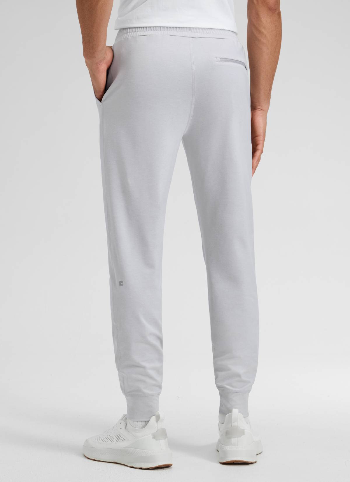 CRZ YOGA Men's Workout Casual Mid Rise Drawstring Pocket Jogger 29