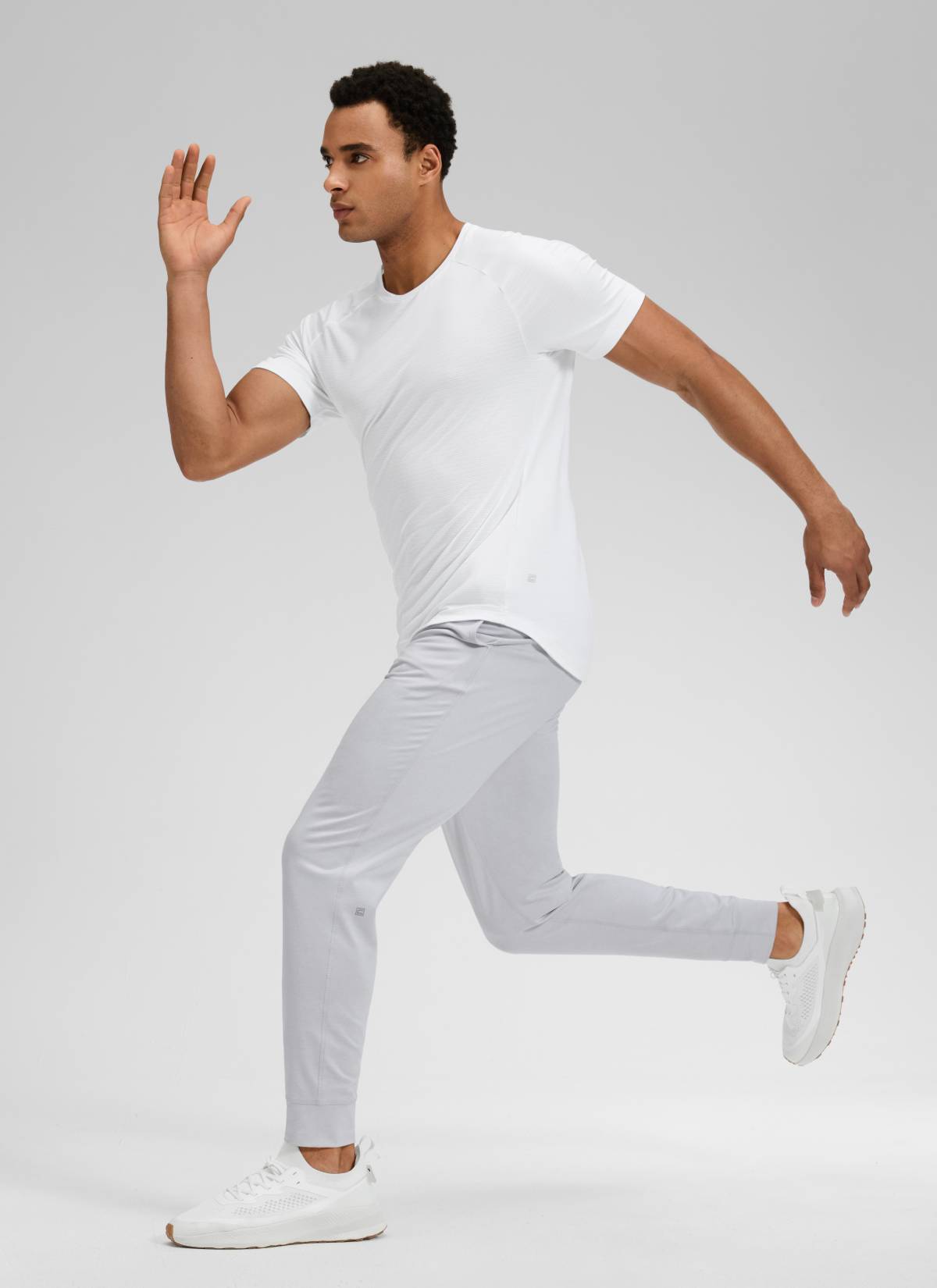 CRZ YOGA Men's Workout Casual Mid Rise Drawstring Pocket Jogger 29