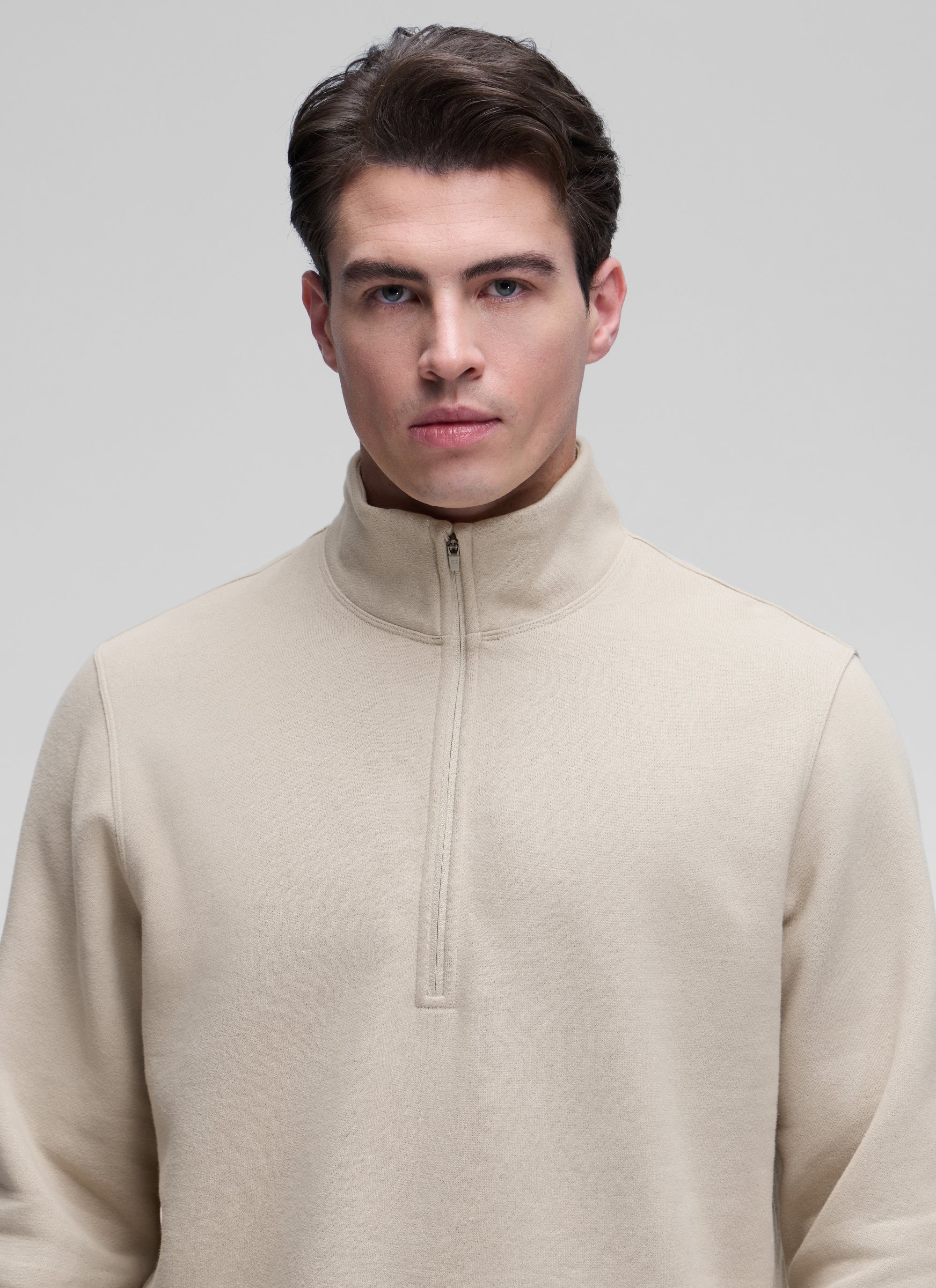 CRZ YOGA Men's Casual Relaxed Fit Fleece Lined Sweatshirts Mock Neck Mojave Tan
