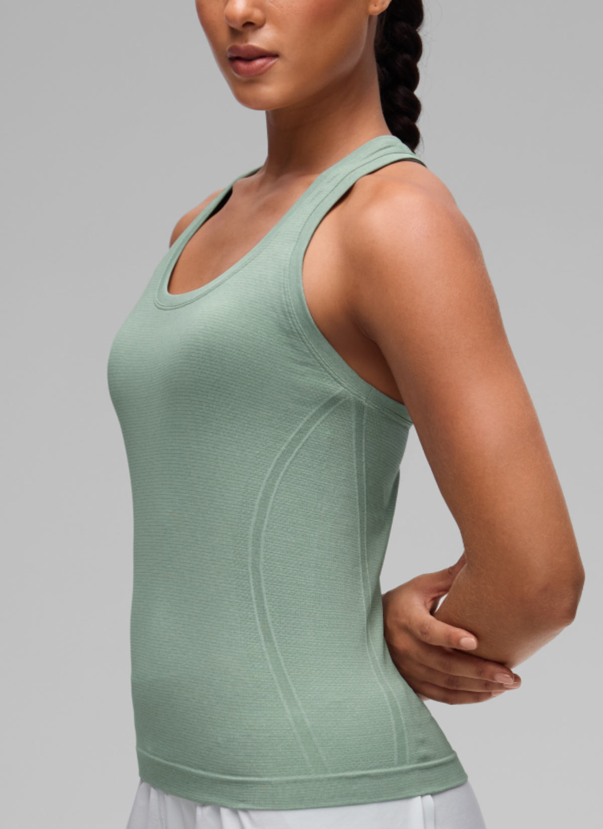CRZ YOGA Women's Yoga Slim Fit Seamless Tank Crew Neck Racerback Green Palm Court @model_info:C