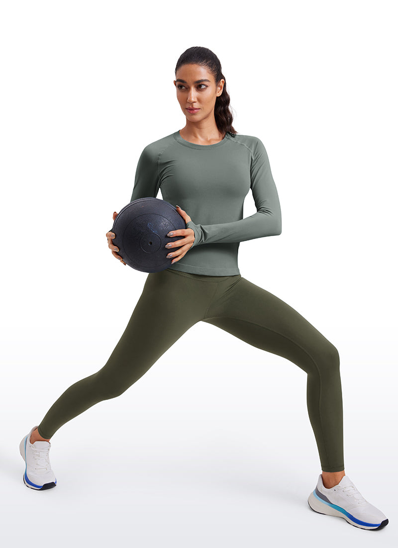 【kris】alo yoga スウェットトップス Alo Yoga ウェア、パンツ、スポーツウェア、トップス - REVOLVE