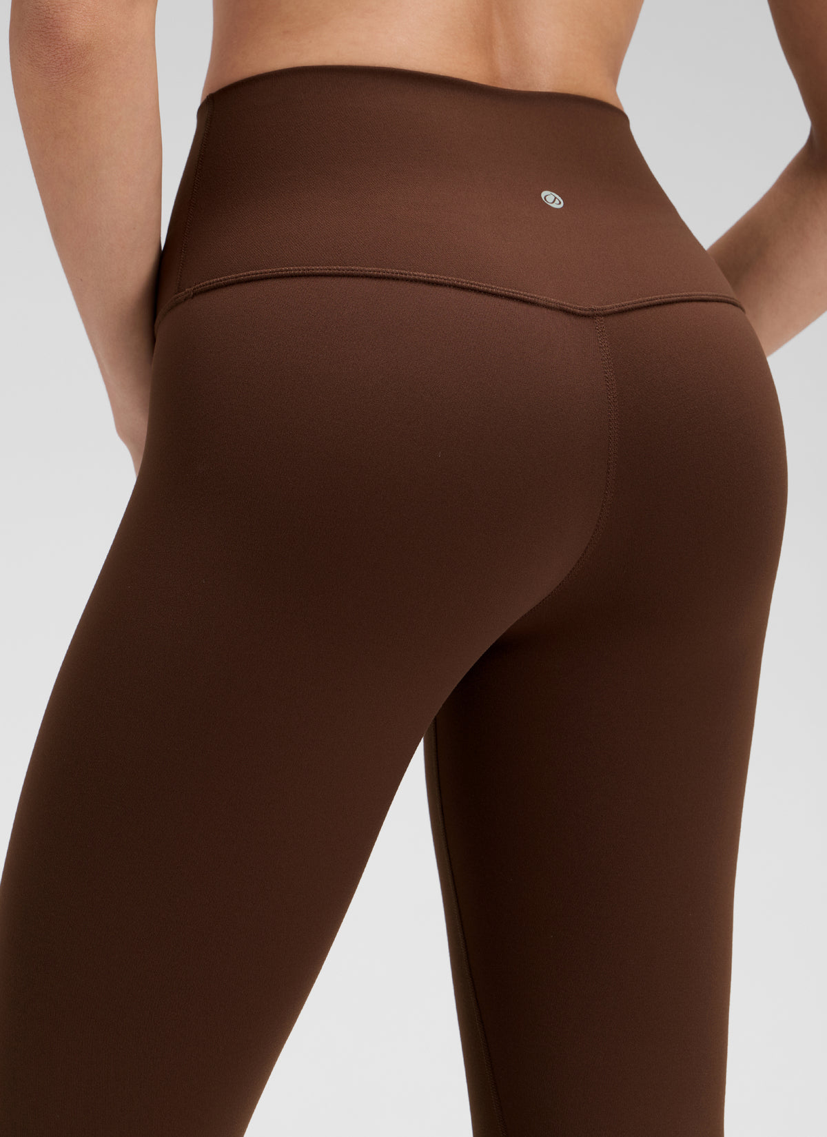 CRZ YOGA Women's Yoga Lounge High Rise Butterluxe Yoga Leggings 19'' Lava Brown @model_info:Bruna