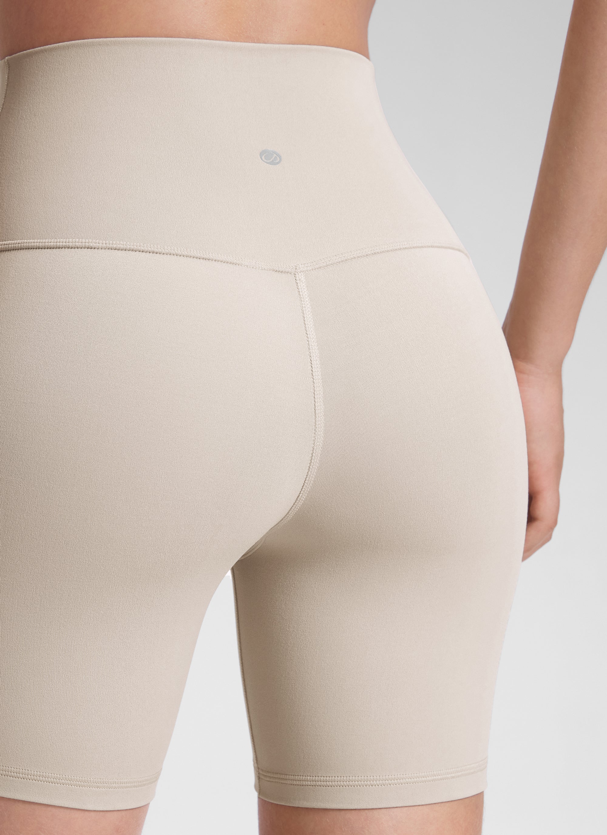 Butterluxe Origin Yoga Short 6''