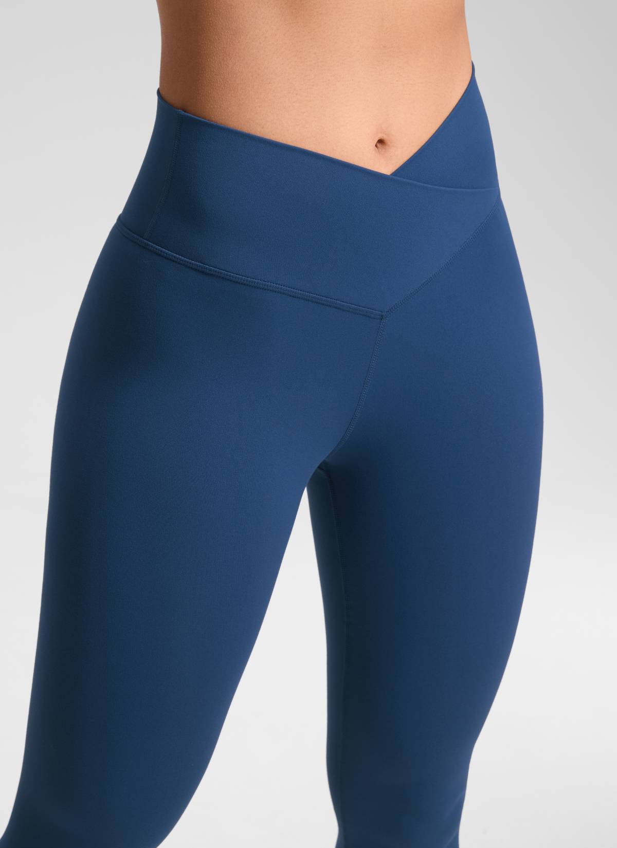CRZ YOGA Women's High Rise Butterluxe Yoga Leggings 25'' V Cross