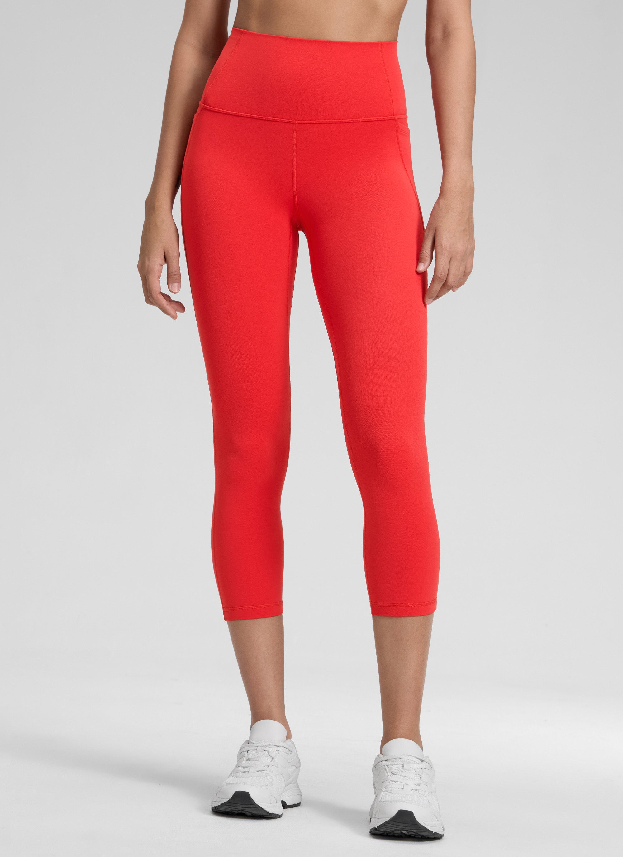 CRZ YOGA Women's Yoga High Rise Butterluxe Capri with Pockets 21'' Deep Red