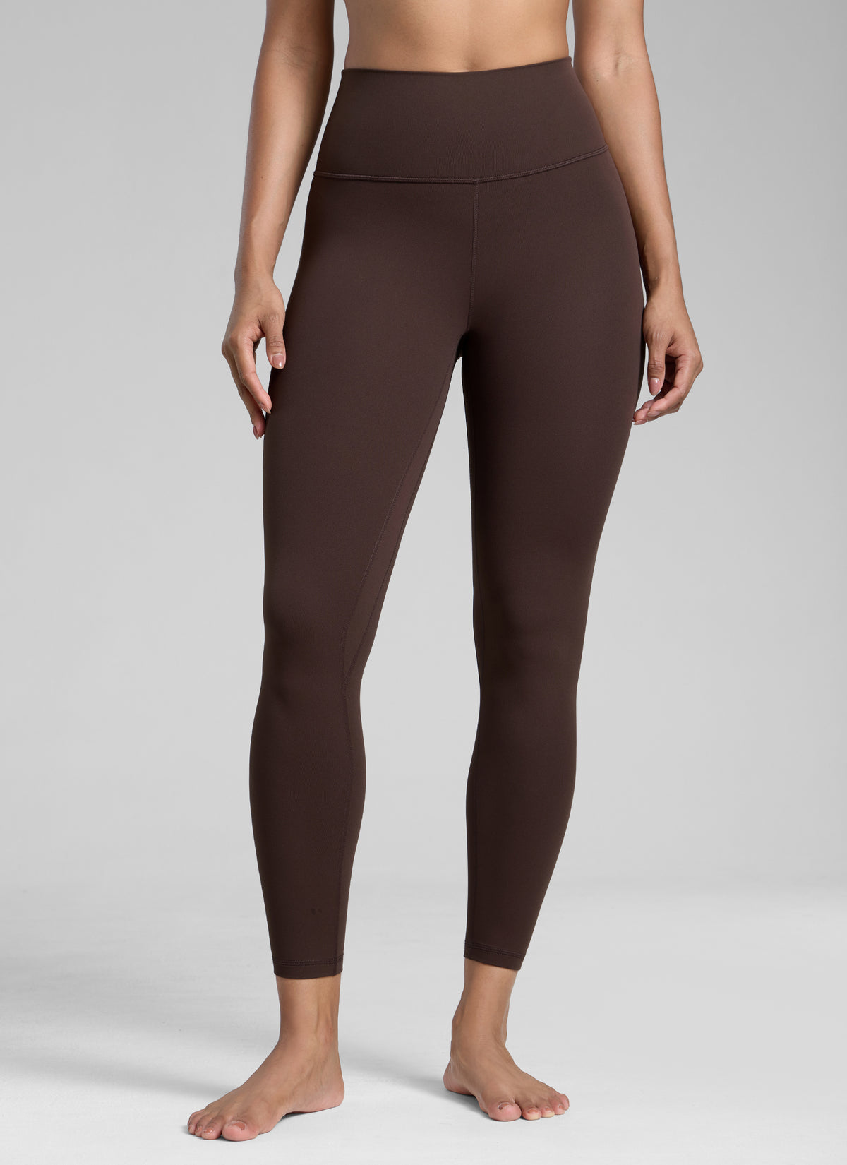 CRZ YOGA Women's Workout High Rise Butterlift Yoga Leggings 25'' Hot Fudge Brown @model_info:Barbara
