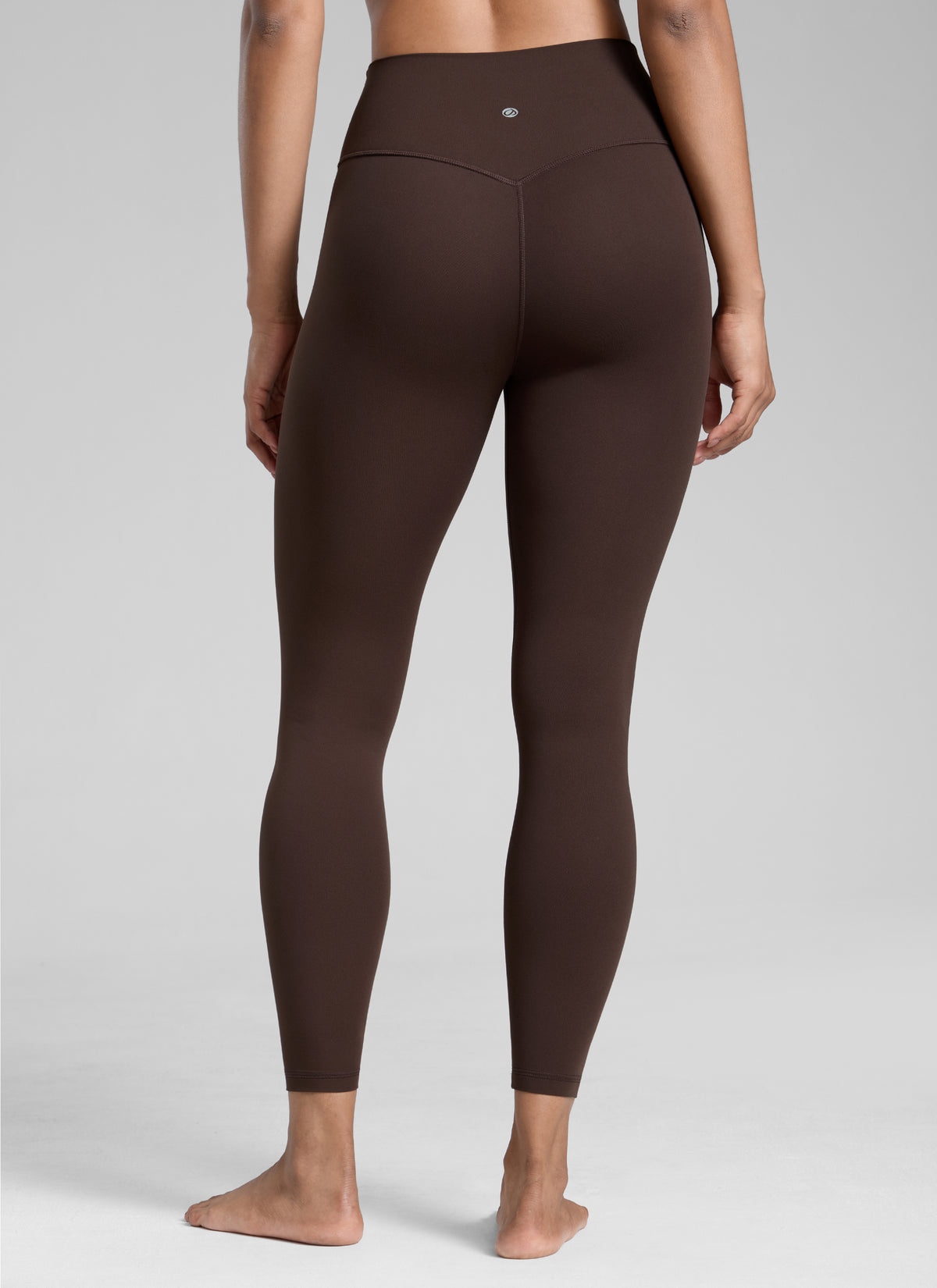 CRZ YOGA Women's Workout High Rise Butterlift Yoga Leggings 25'' Hot Fudge Brown @model_info:Barbara