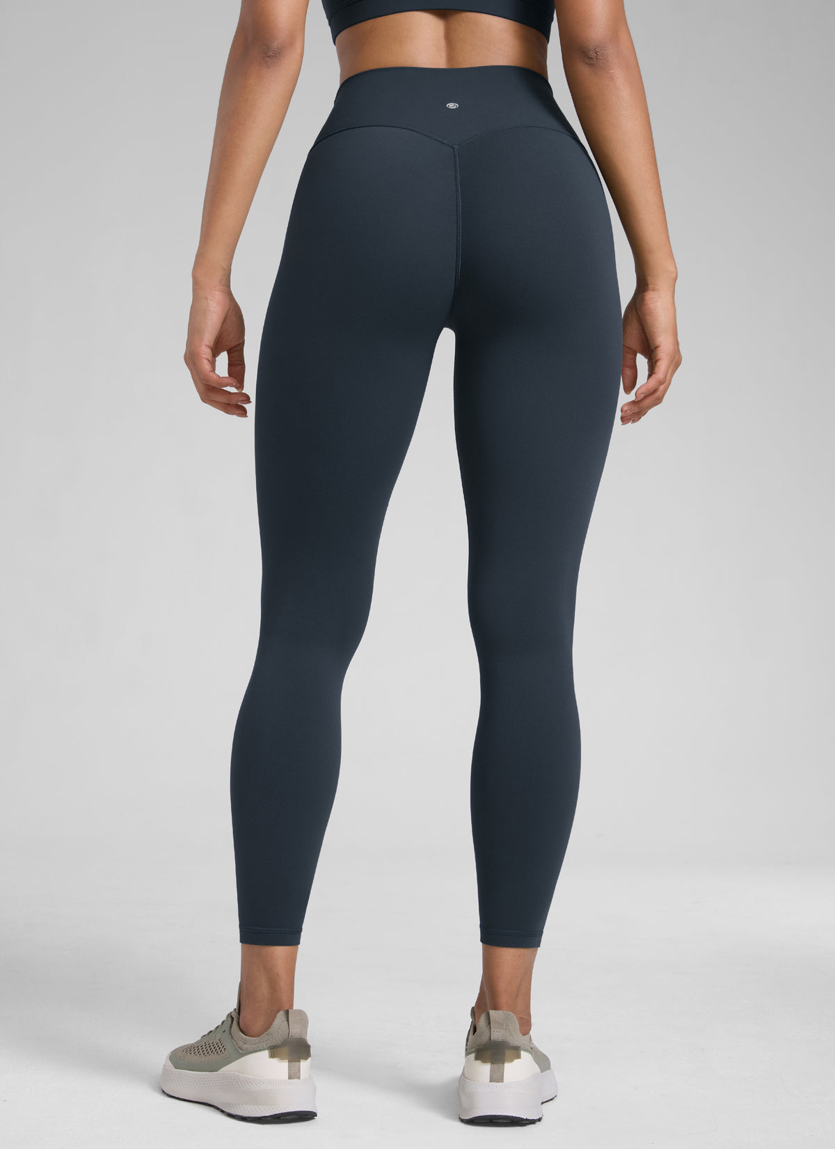 CRZ YOGA Women Butterlift High Rise Scrunch Butt Legging No Front Seam True Navy @model_info:Barbara