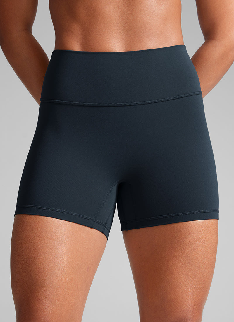 CRZ YOGA Womens Butterlift Scrunch Butt Atheletic Workout Biker Shorts True Navy @model_info:Crystal