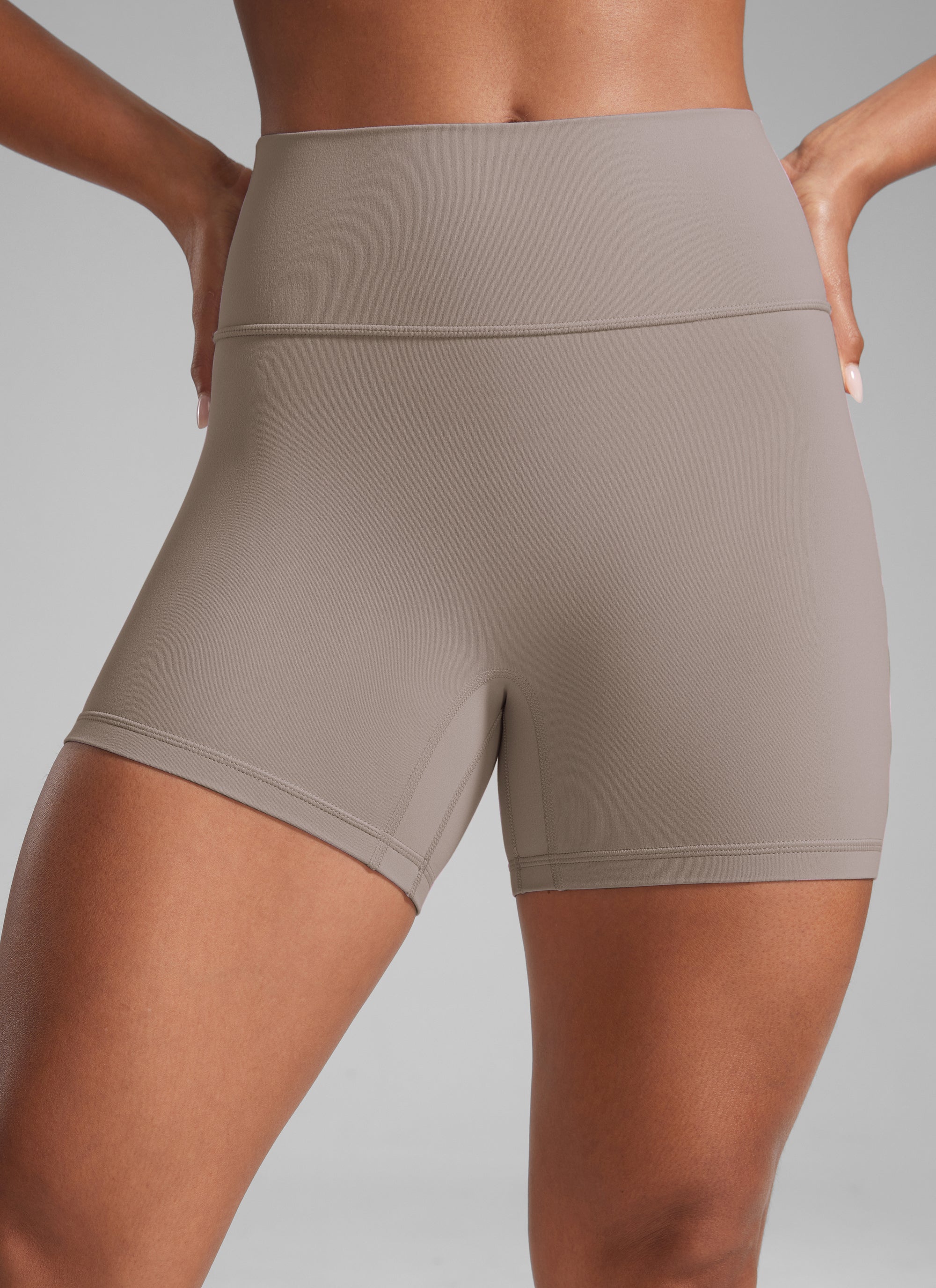 CRZ YOGA Womens Butterlift Scrunch Butt Atheletic Workout Biker Shorts Creamy Latte