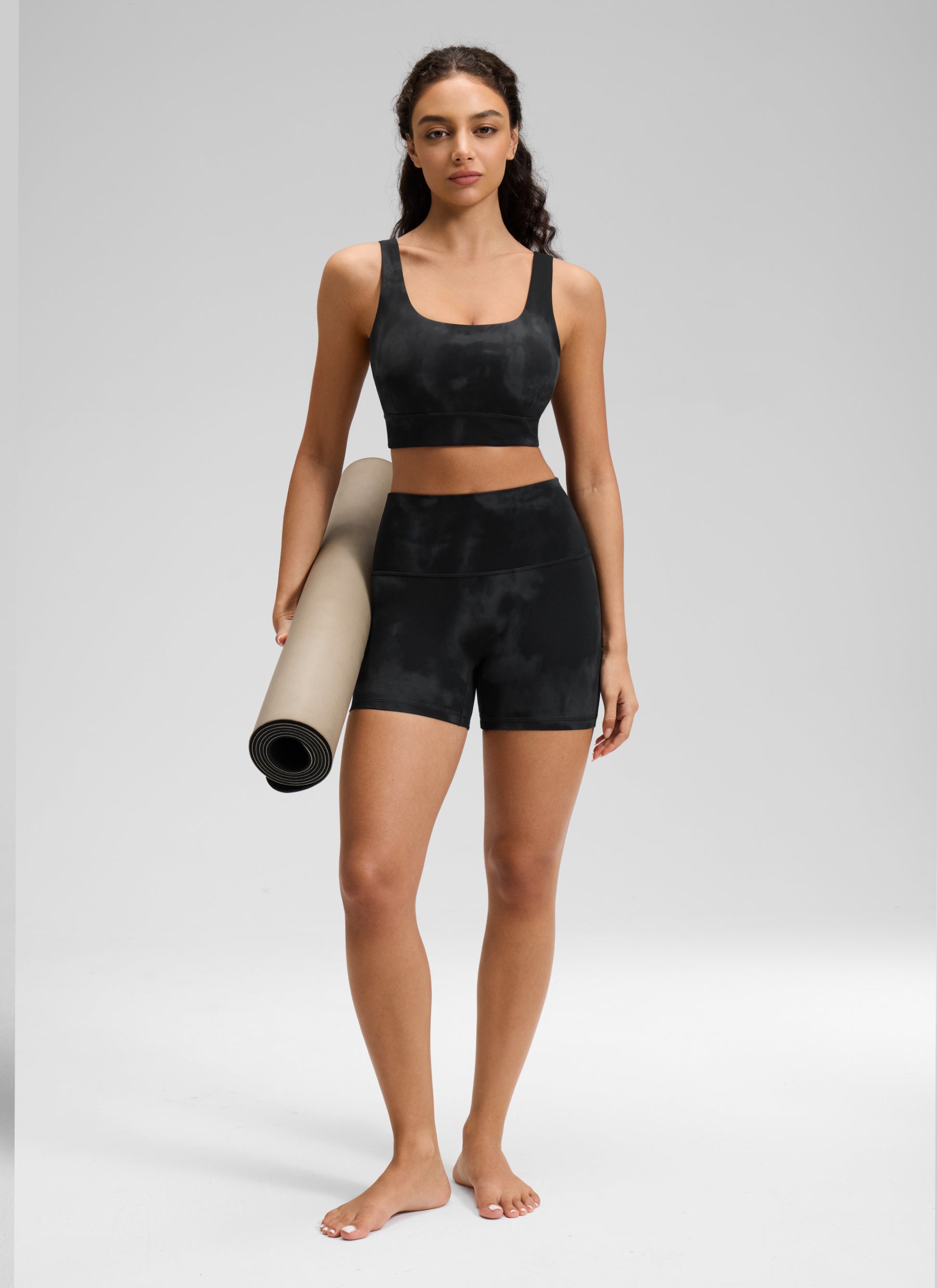 CRZ YOGA Women's Butterluxe Yoga High Rise No Front Seam Shorts 4'' Black Tie Dye Flowers @model_info:A