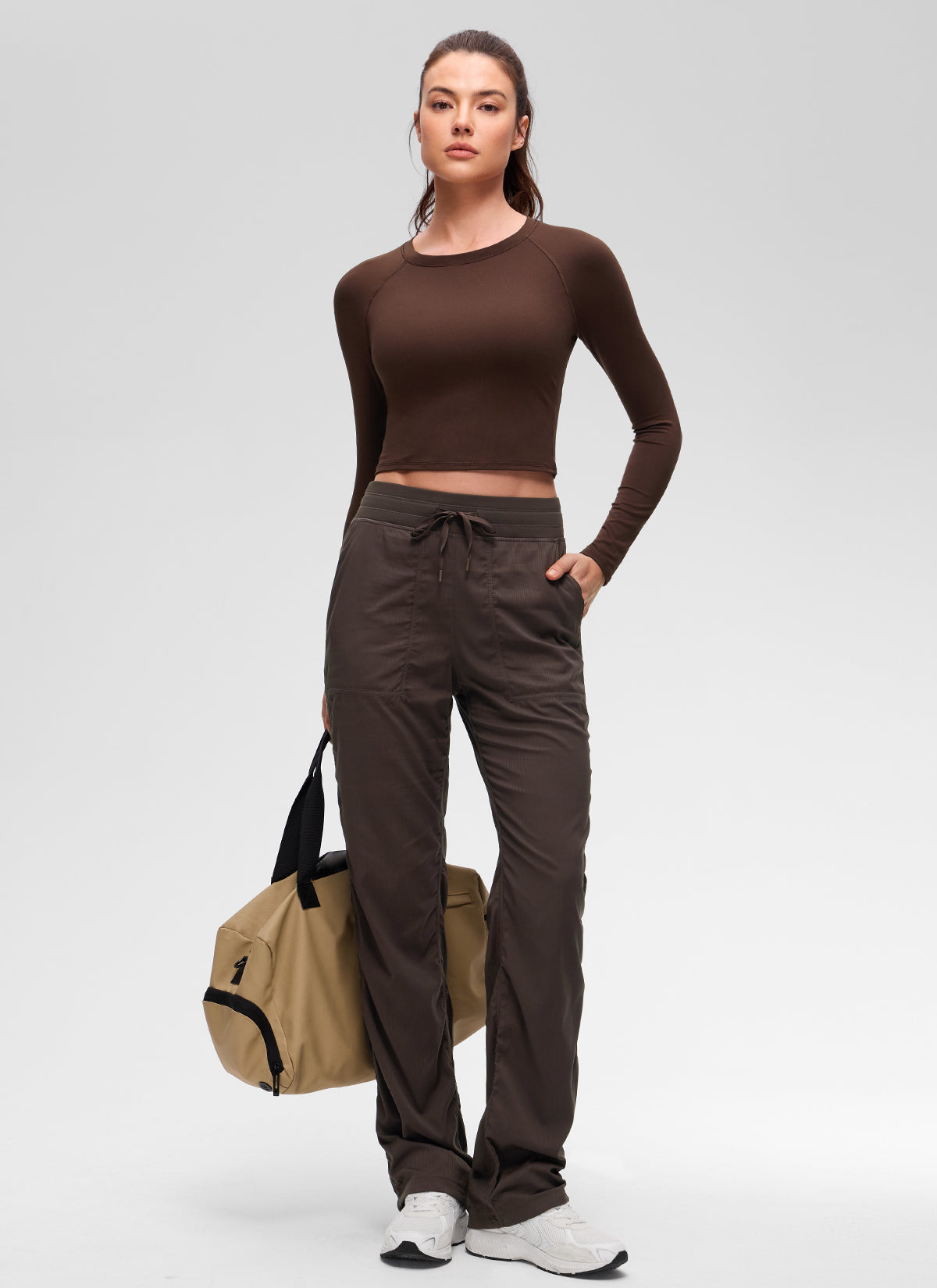 CRZ YOGA Women's Brushed Workout Crew Neck Raglan Crop Long Sleeve Lava Brown