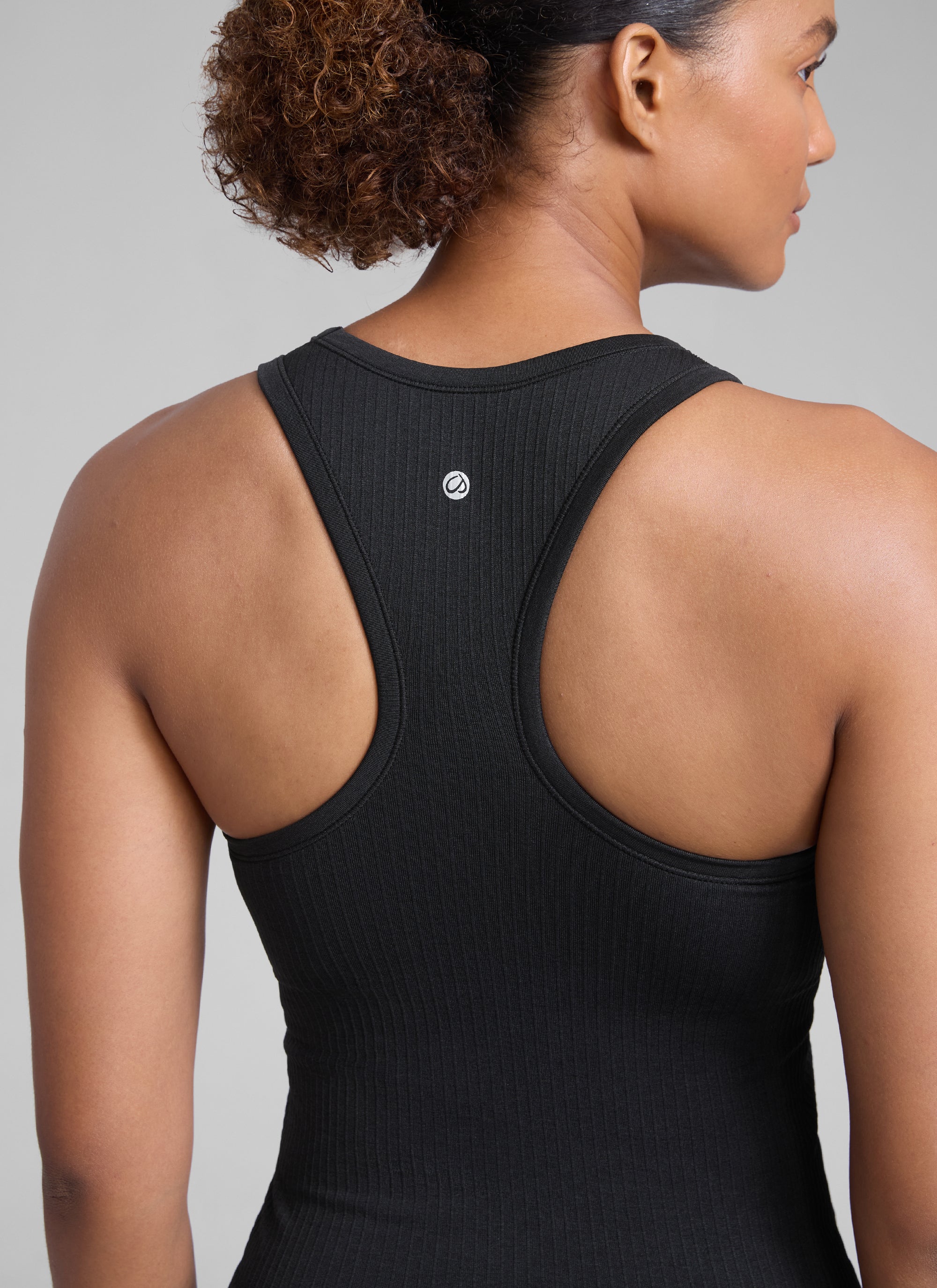 CRZ YOGA Women's Yoga Slim Fit Tops Seamless Hip LengthTank High Neck Black