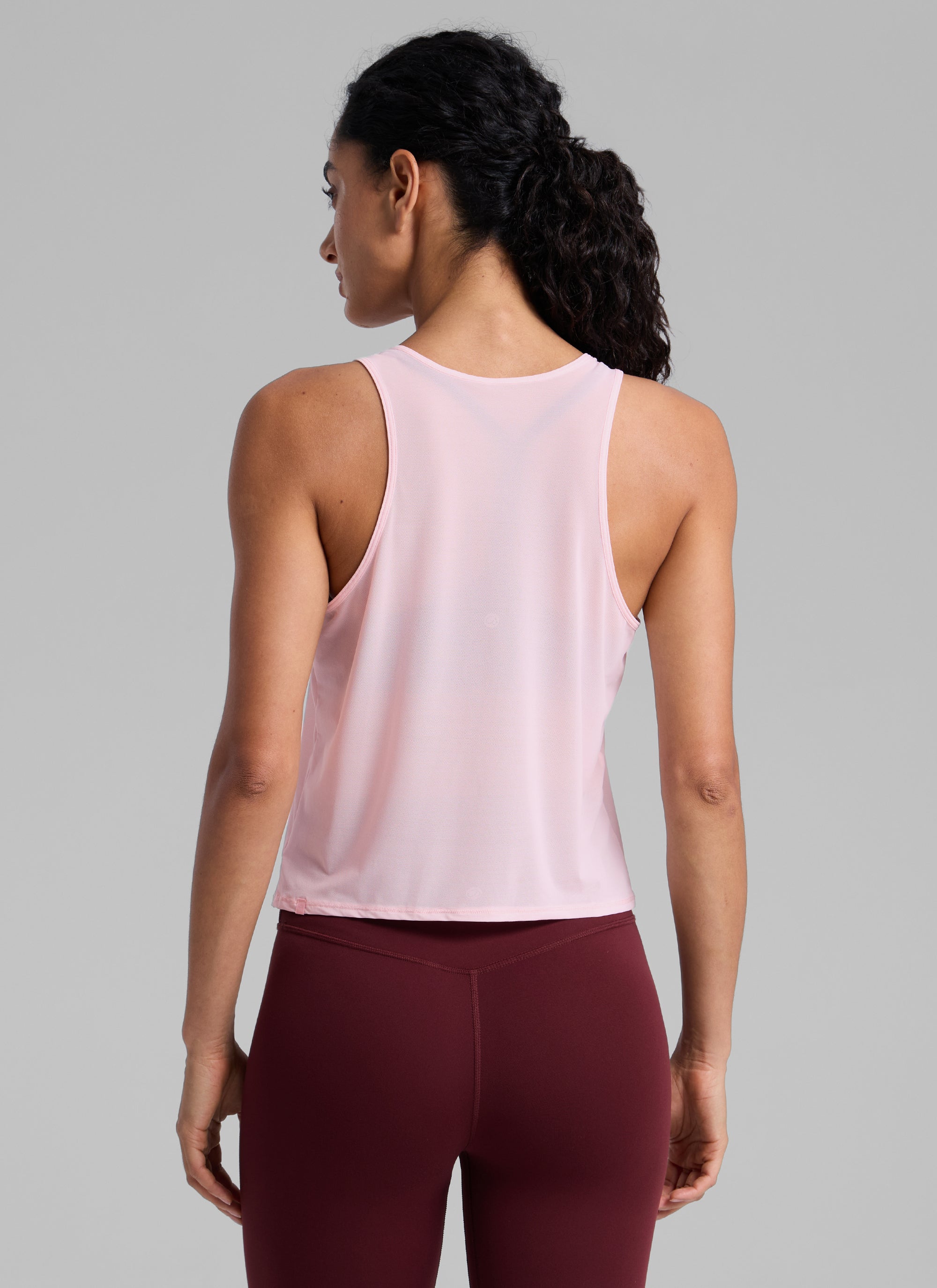 CRZ YOGA Women's Yoga Mesh Relaxed Fit Tops U Neck Tank Strawberry Pink