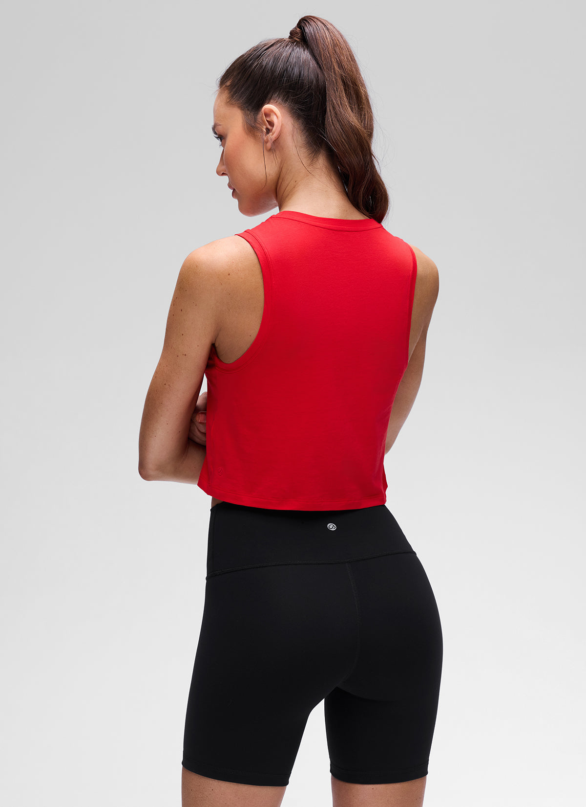 CRZ YOGA Women's Pima Cotton Casual Crewneck RacerBack Crop Tank Festival Red @model_info:Kseniia
